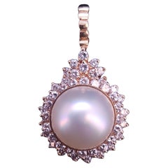 Pearl Pendant with Diamond in 14K Yellow Gold
