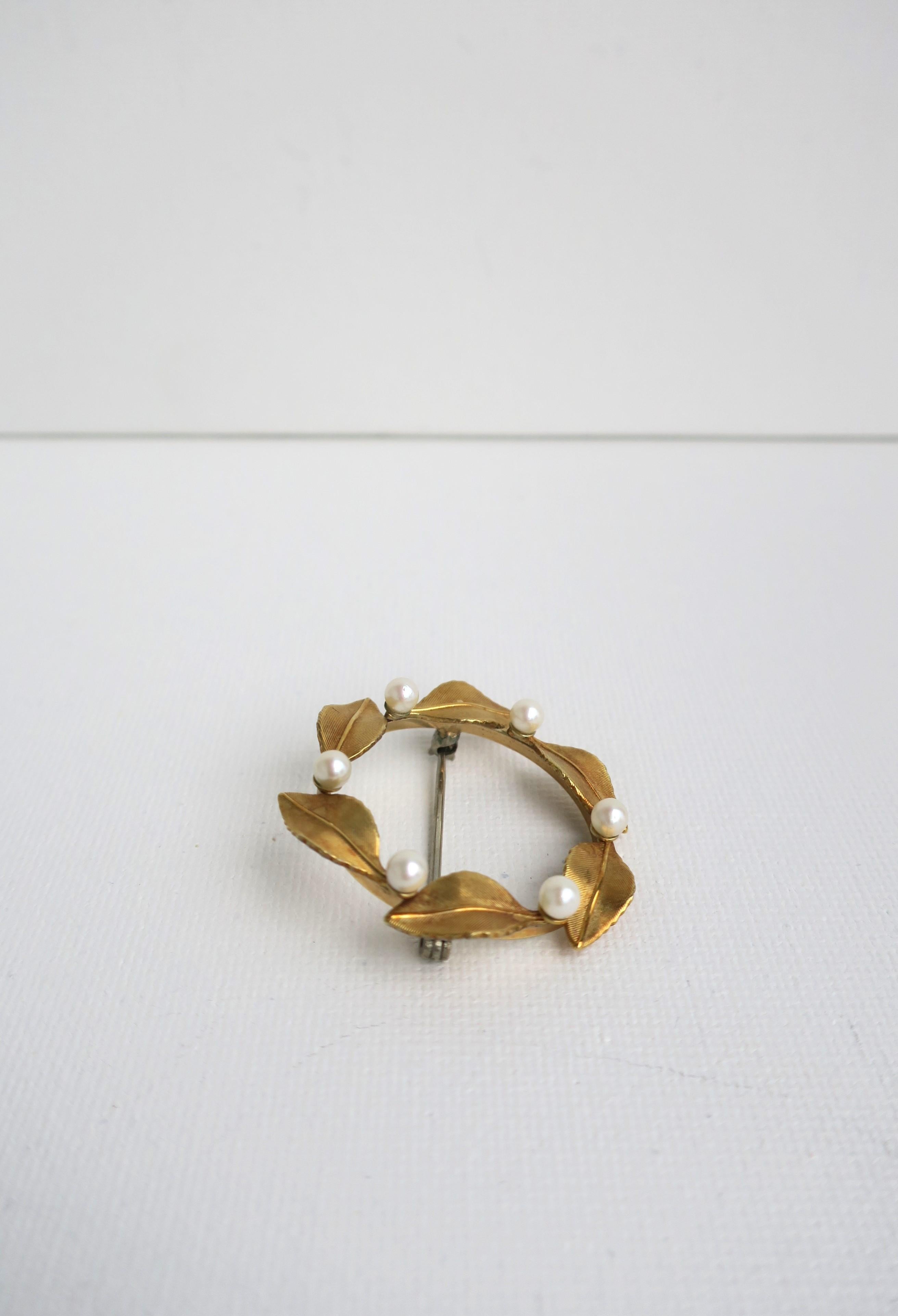 Women's or Men's Pearl Pin Brooch with Leaves For Sale