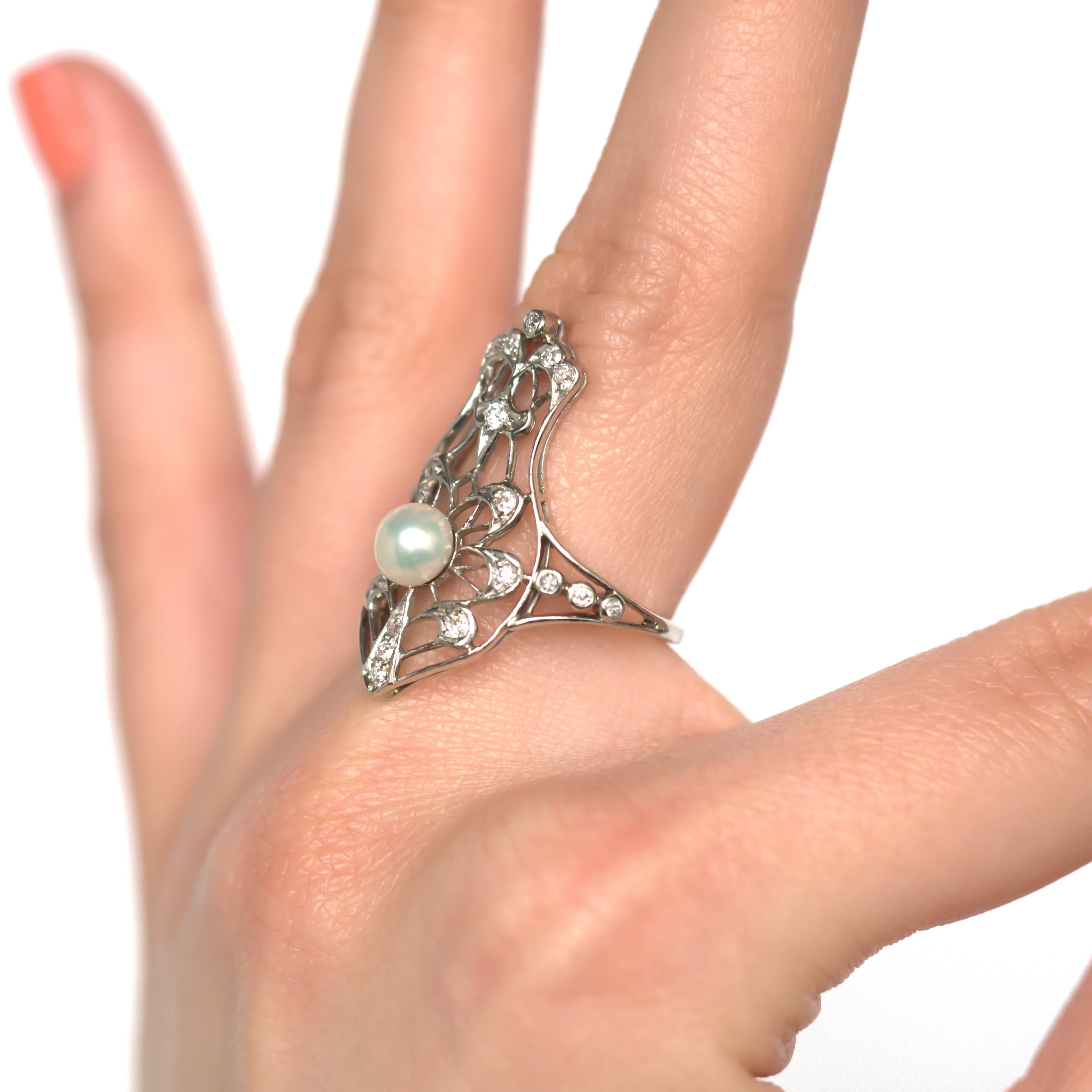 Women's or Men's Pearl Platinum Engagement Ring For Sale