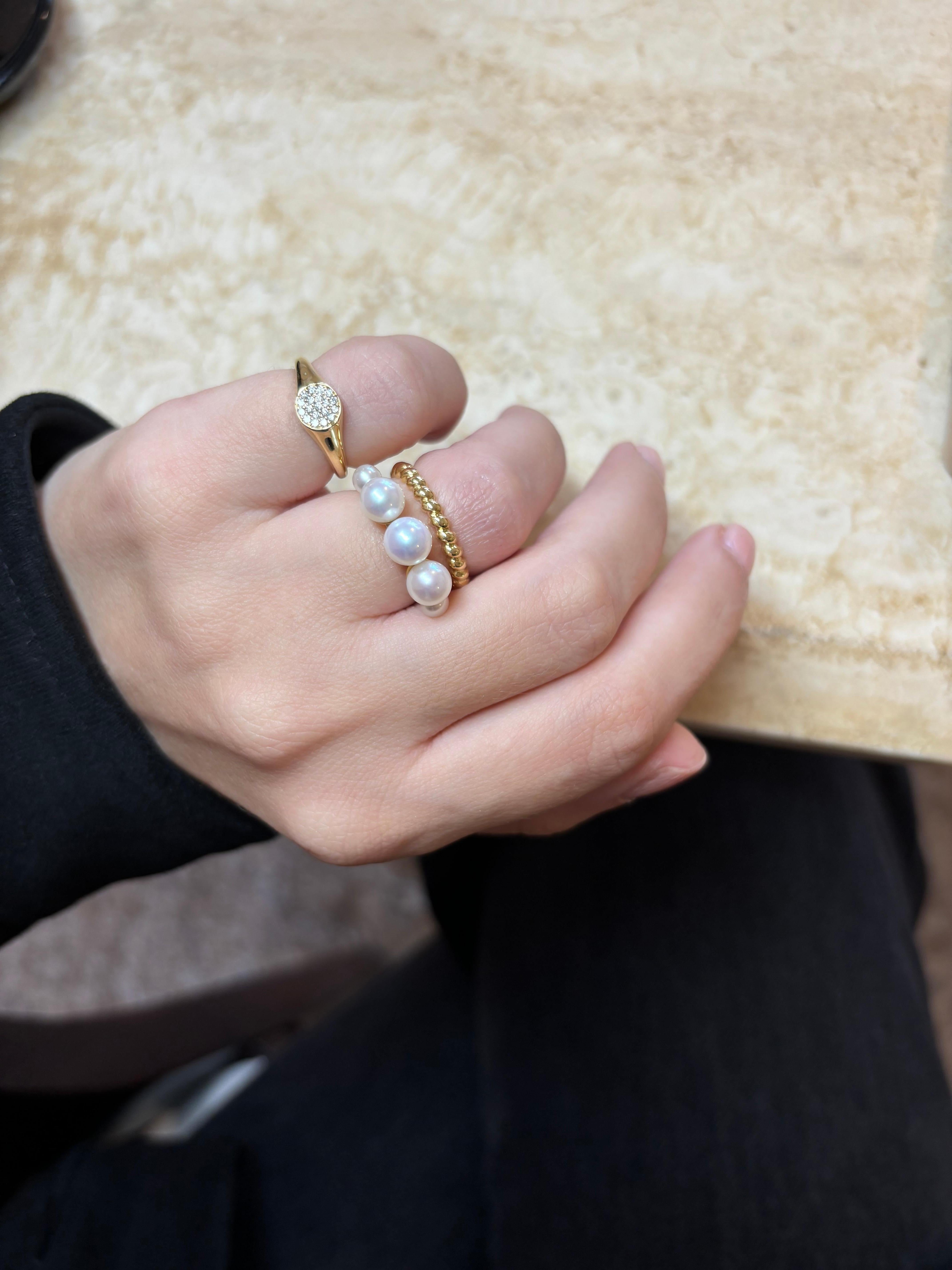 Contemporaneo Anello con perle, oro 18 carati in vendita