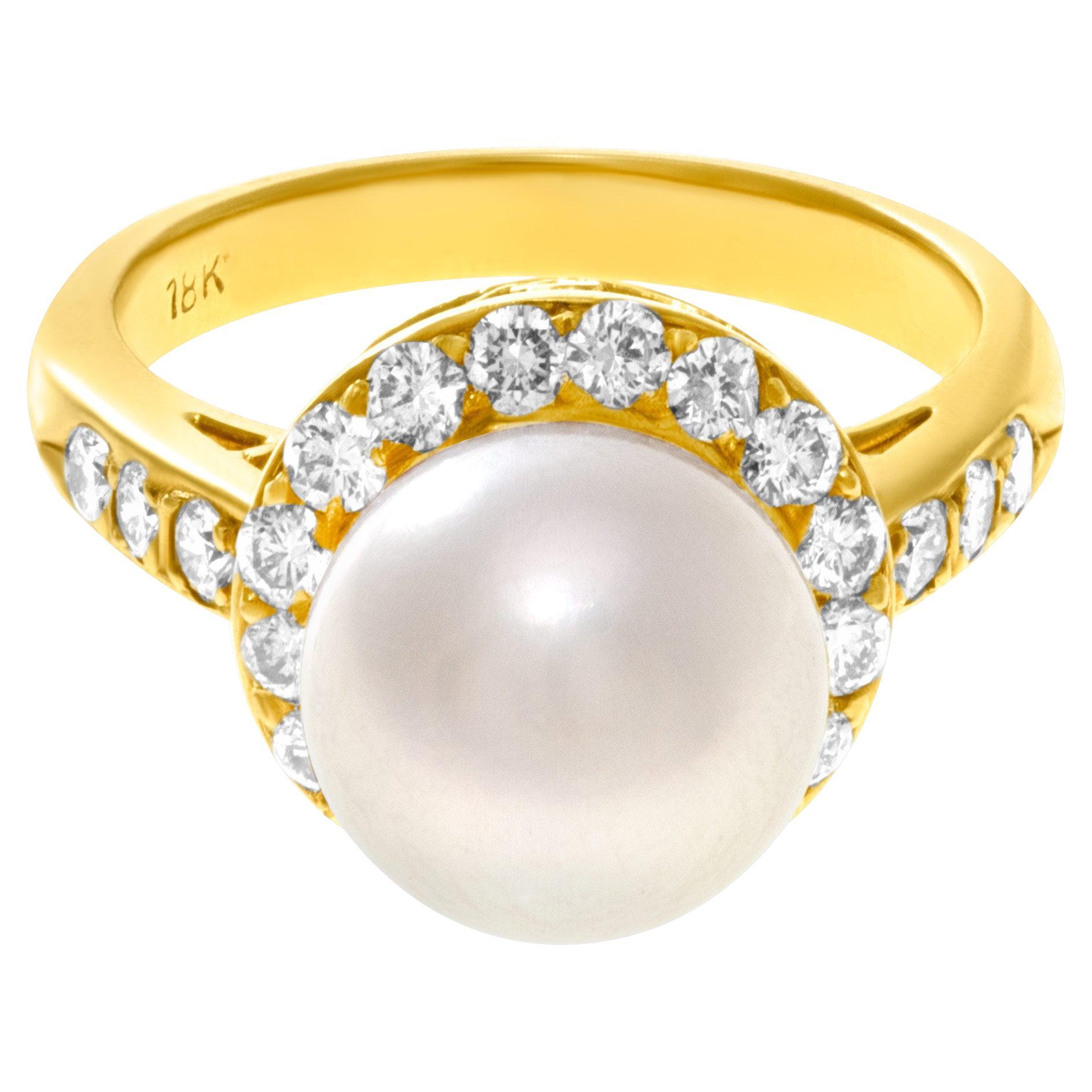 Pearl Ring in 18k Yellow Gold with Diamond Accents, 1.32 Carats in Diamonds For Sale