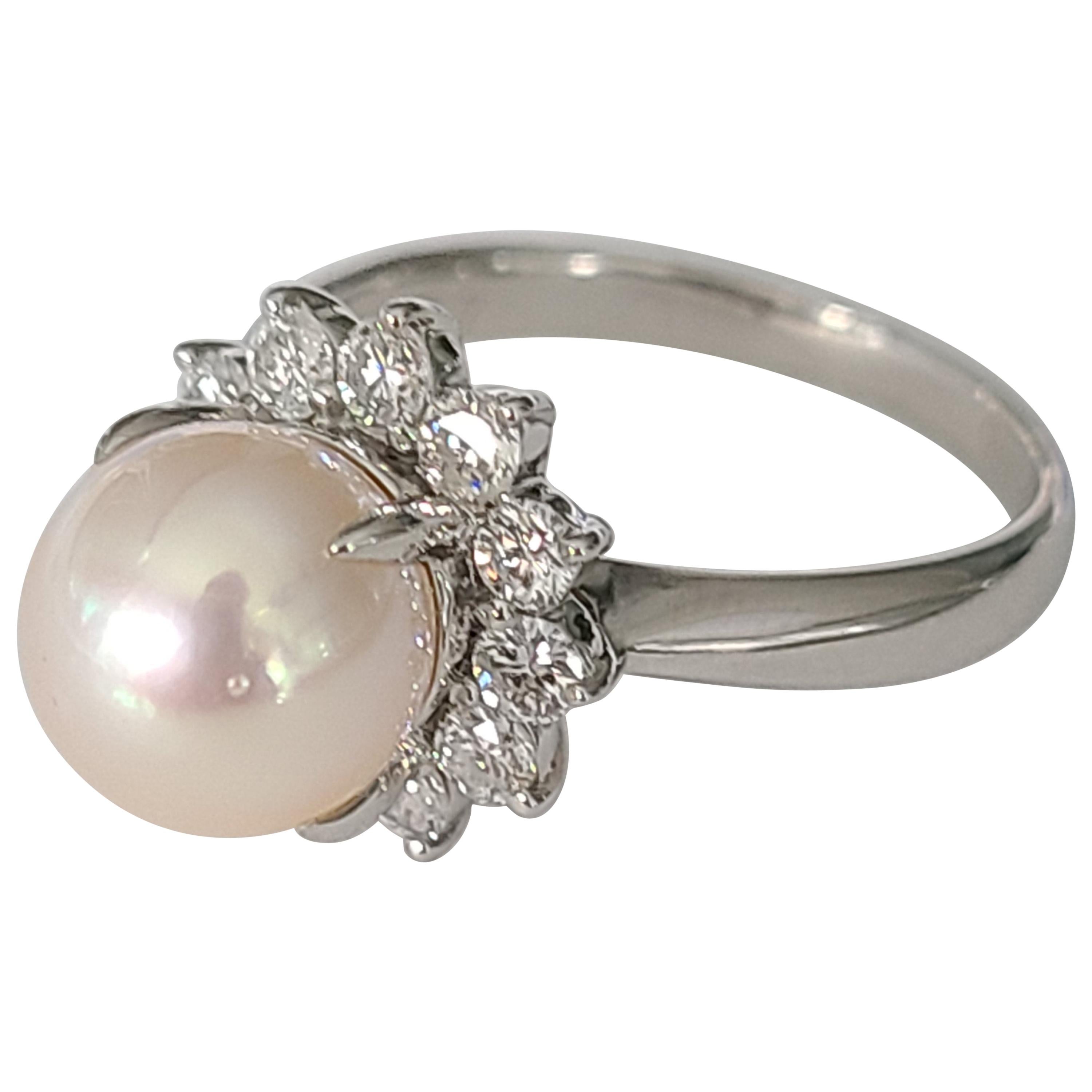 Pearl Ring Set in Platinum PT850 with Diamonds