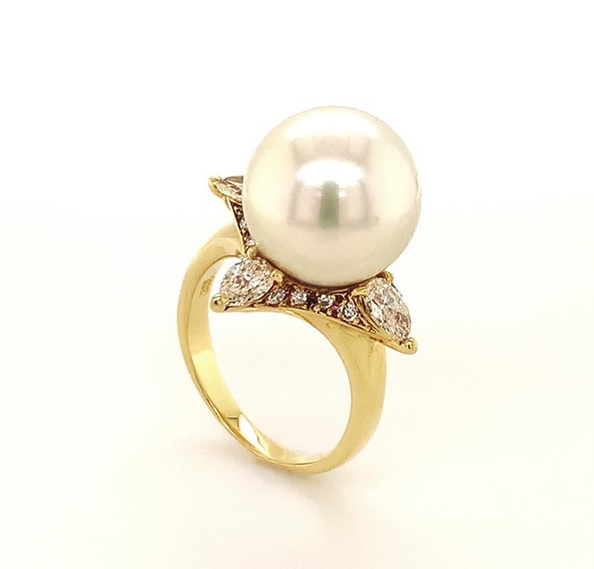 Perlenring (Südsee) mit Diamanten, Hellgold, 12,5 mm, in 18k Gelbgold (Zeitgenössisch) im Angebot