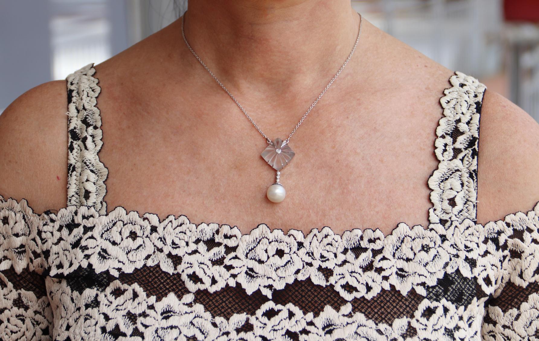Pearl Rock Crystal Diamonds 18 Karat White Gold Pendant Necklace For Sale 1