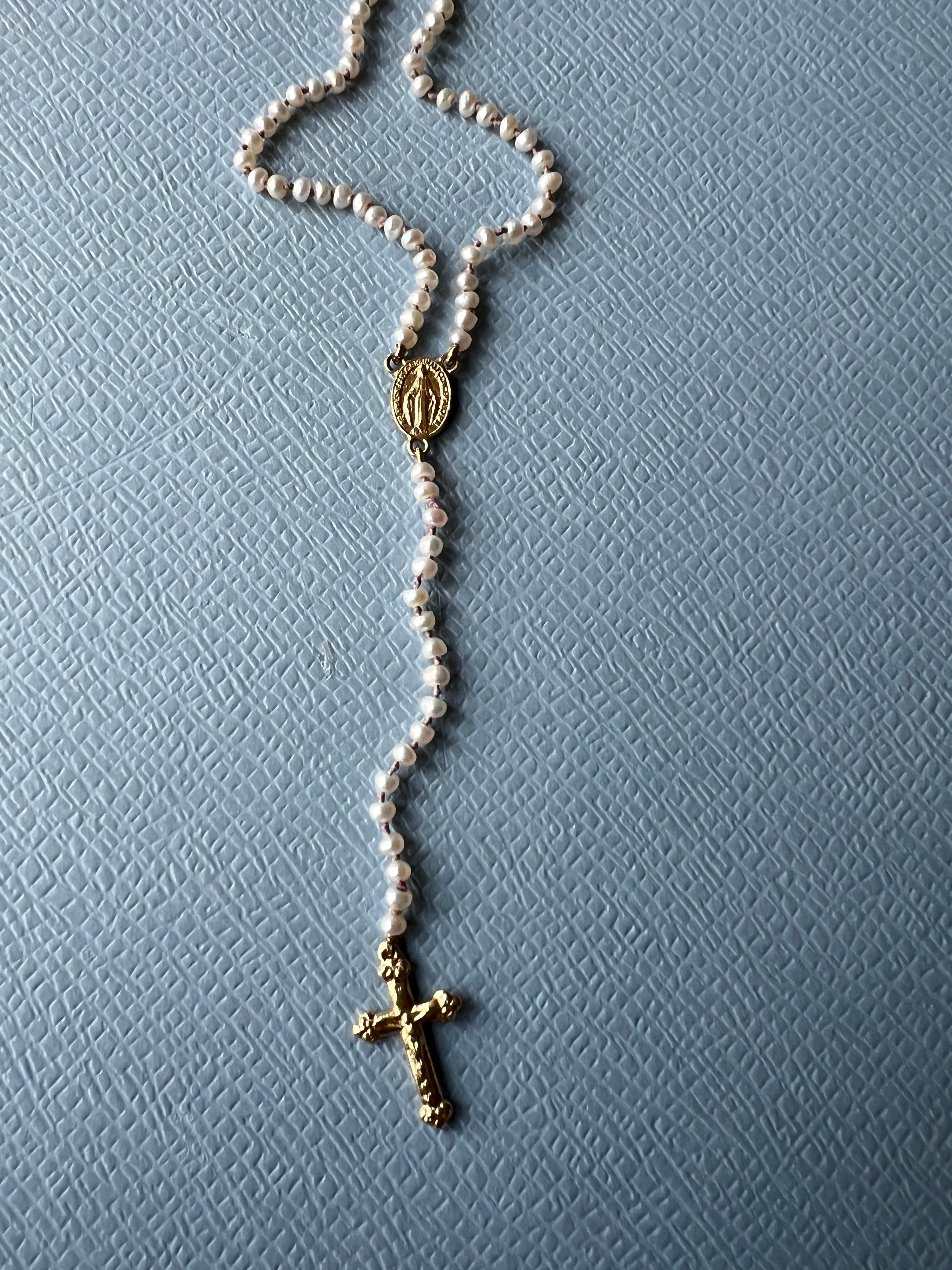 Pearl Rosario Necklace Gold Virgin Mary Cross For Sale 3