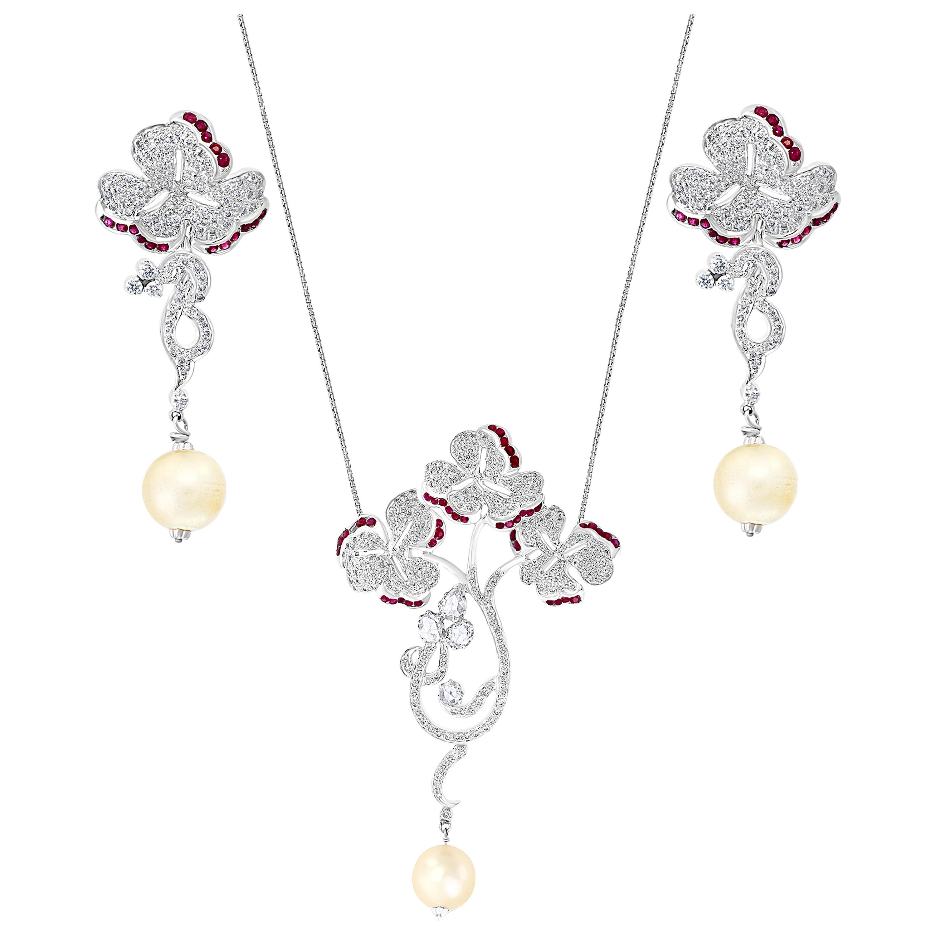 Suite collier et boucles d'oreilles en or blanc 18 carats, perles, rubis et diamants, parure de succession en vente