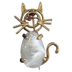 Pearl Ruby Cat Kitten Gold Brooch Pin Retro Mid-Century Modernist