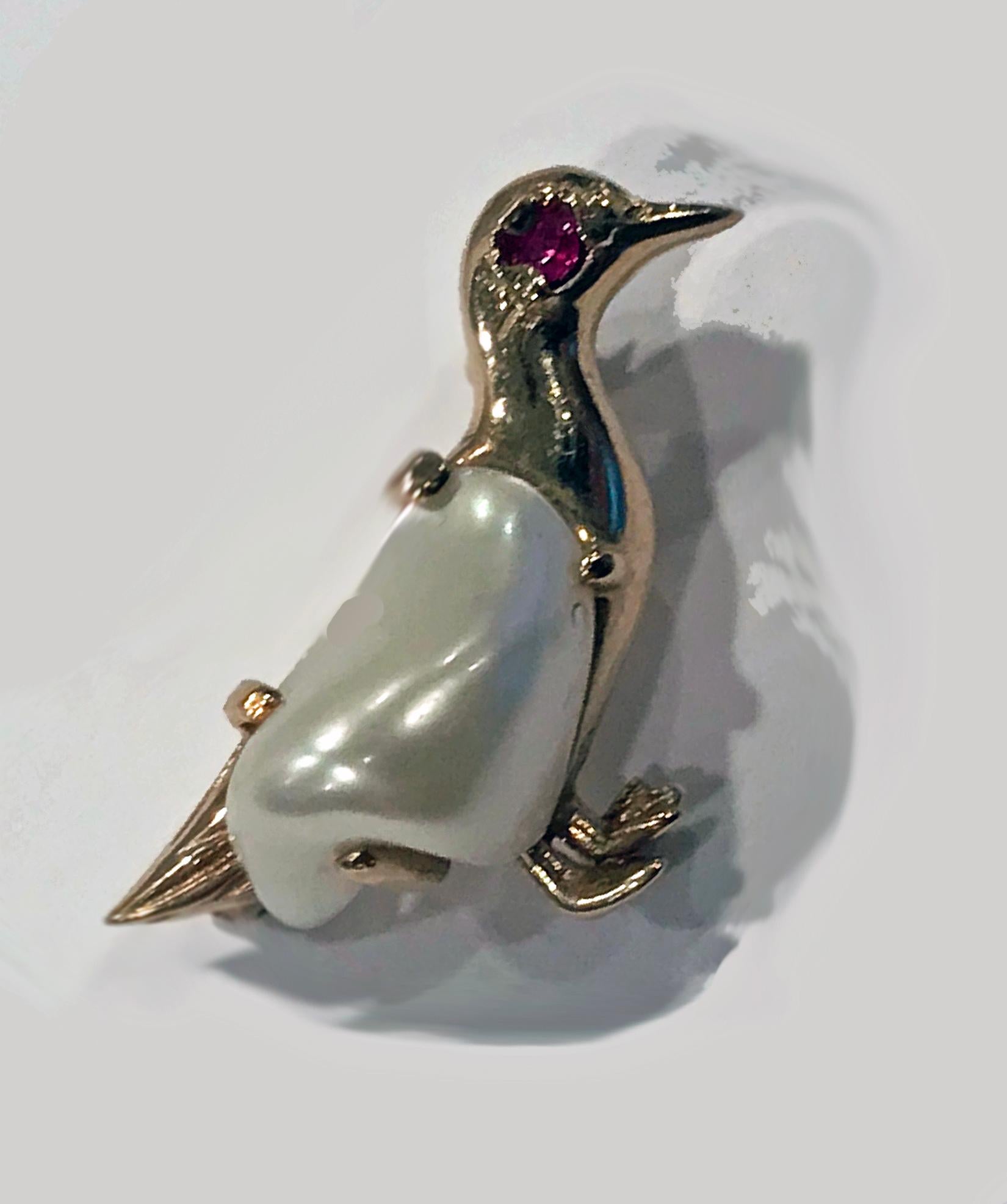 Pearl Ruby Gold Duck Brooch In Good Condition In Toronto, ON