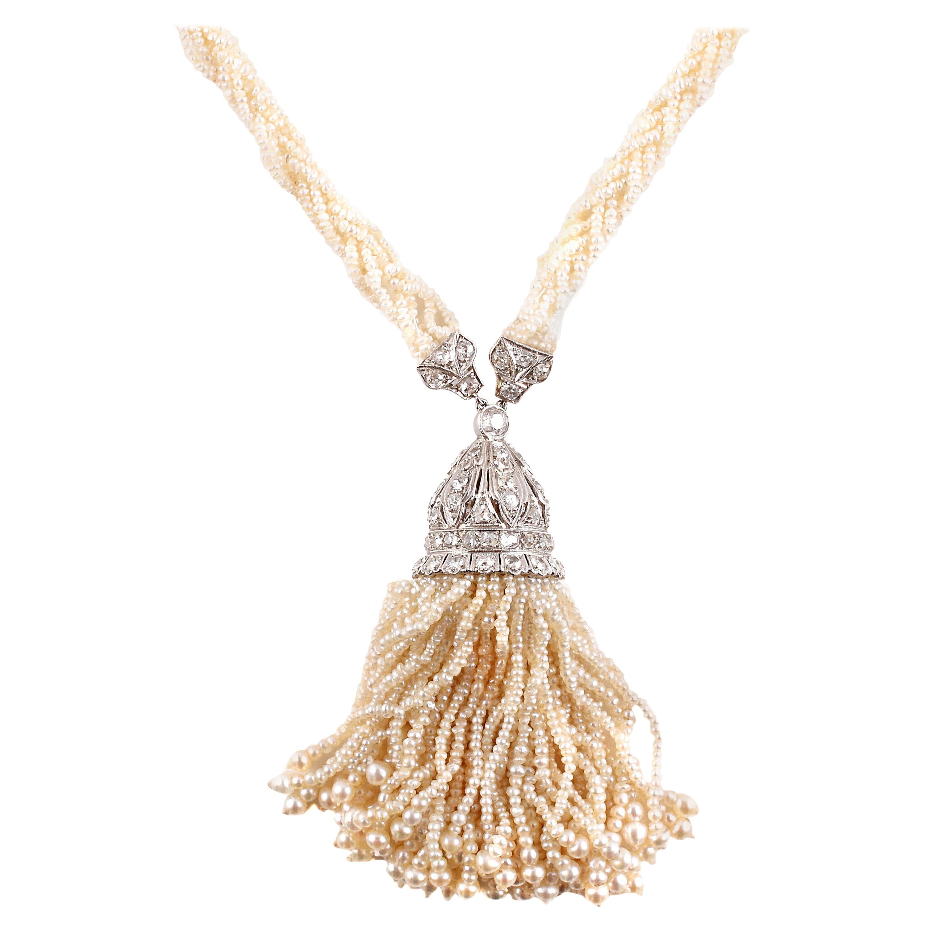 Sautoir en perles avec capuchon en platine et diamants de 3,23 carats, vers 1900 en vente