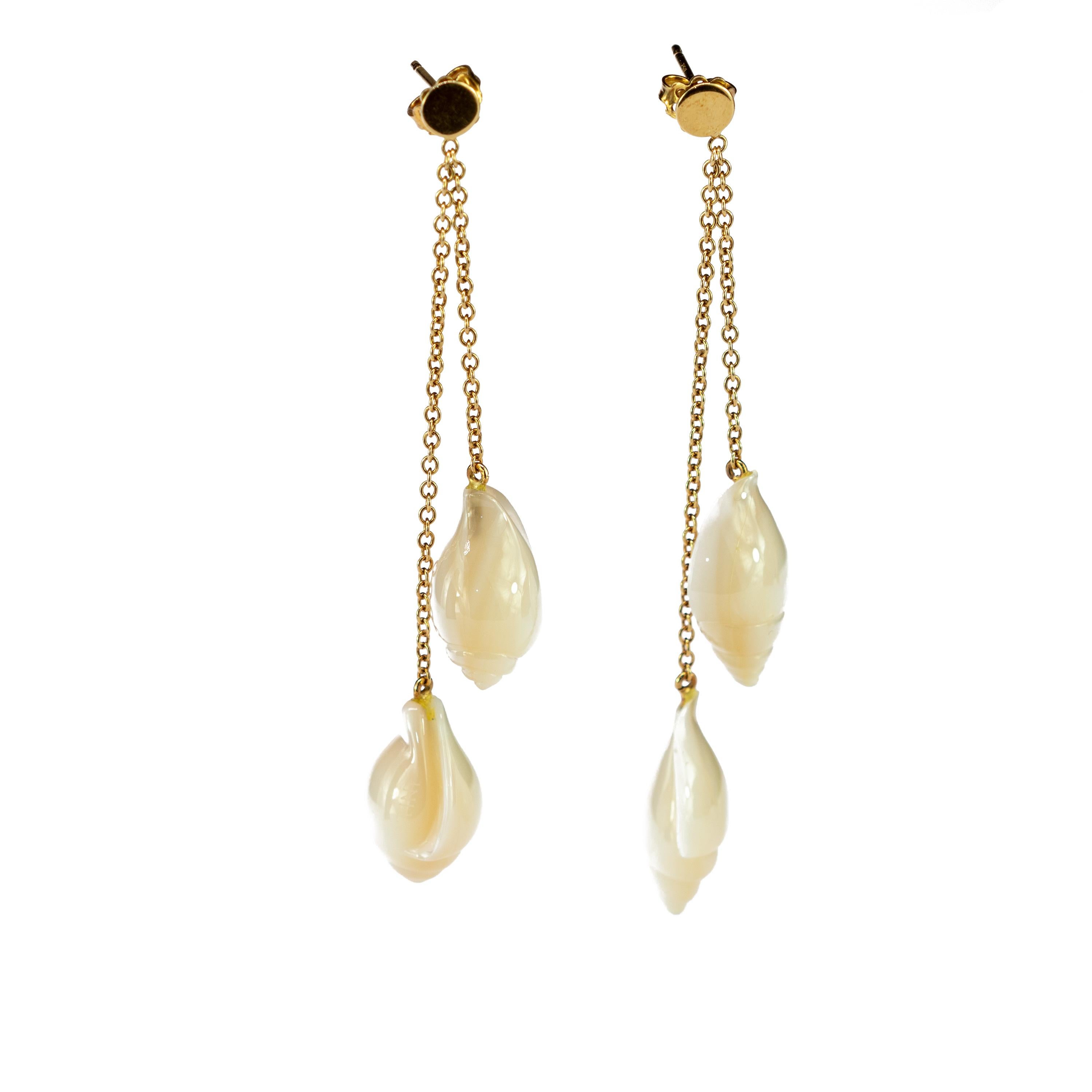 Mixed Cut Pearl Sea Shells 18 Karat Yellow Gold Stud Drop Dangle Chain Cocktail Earrings For Sale