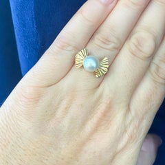 Pearl Solitaire Bow Ring, 10K Yellow Gold, Vintage Estate Ring Circa 1960
