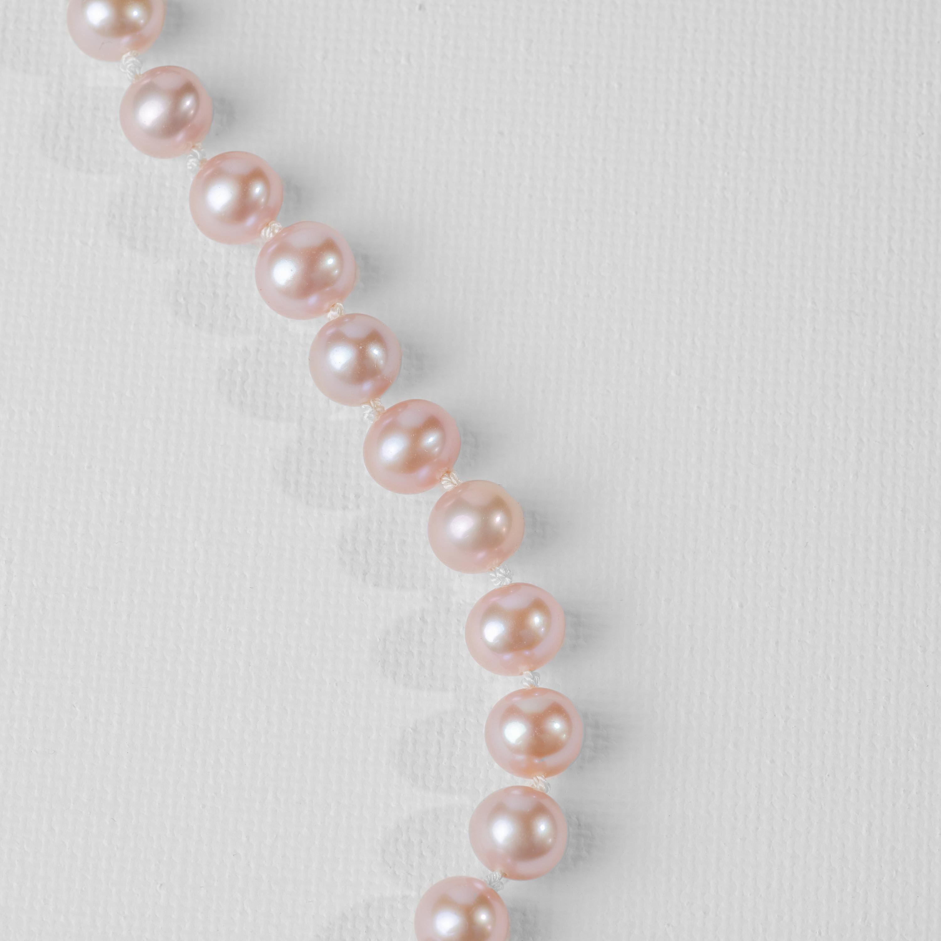 Perlen- und Edelstahl-Halskette im Zustand „Neu“ im Angebot in Southbury, CT