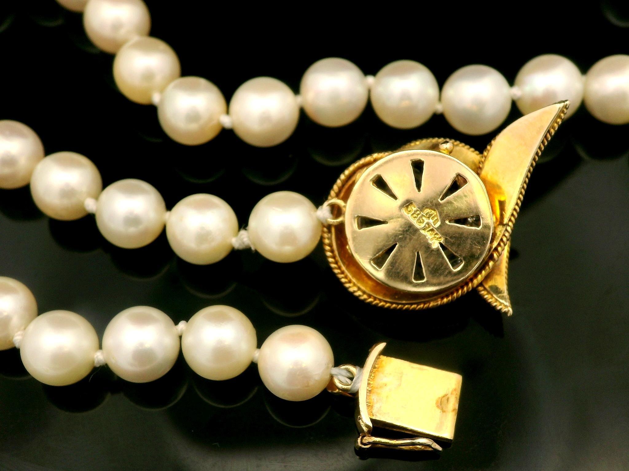 Collier de perles avec fermoir en or 14k 0.50ctw Sapphire Twisted Swirl 26