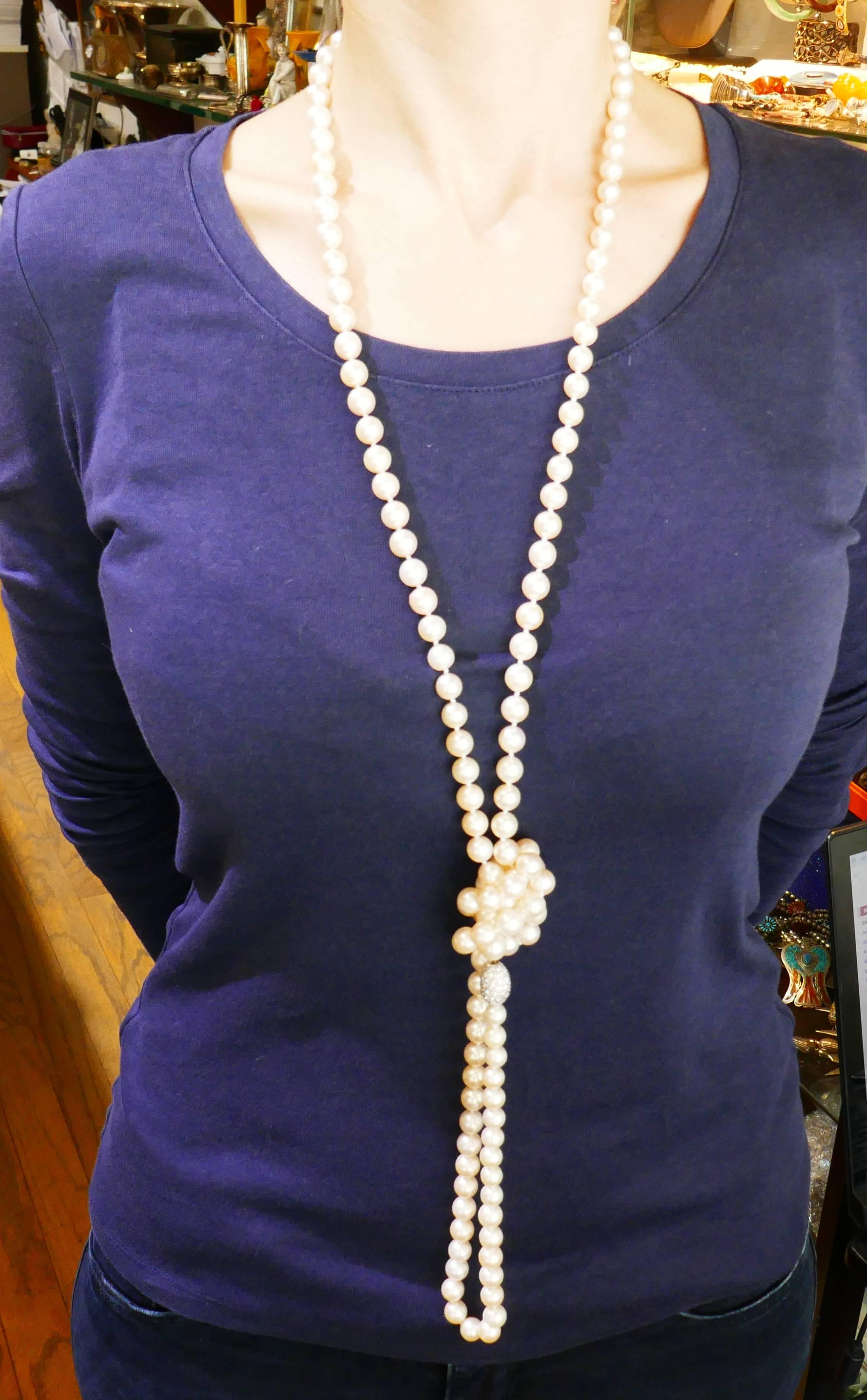 Pearl Strand Necklace with Diamond White Gold Clasp, Opera Length In Good Condition In Beverly Hills, CA