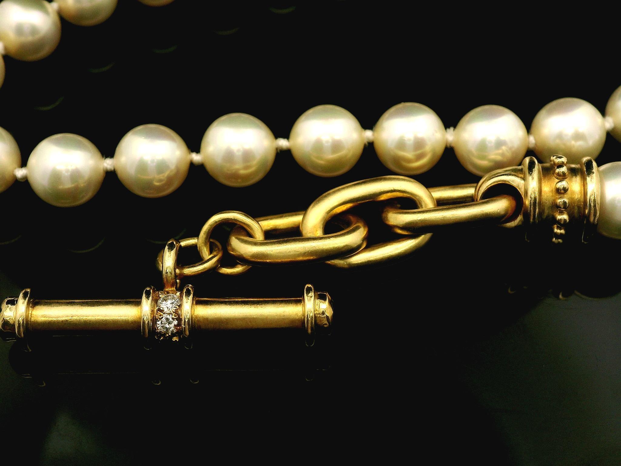 Women's Pearl Strand w/ 18k Yellow Gold Ends and Heavy Diamond Toggle Clasp 19