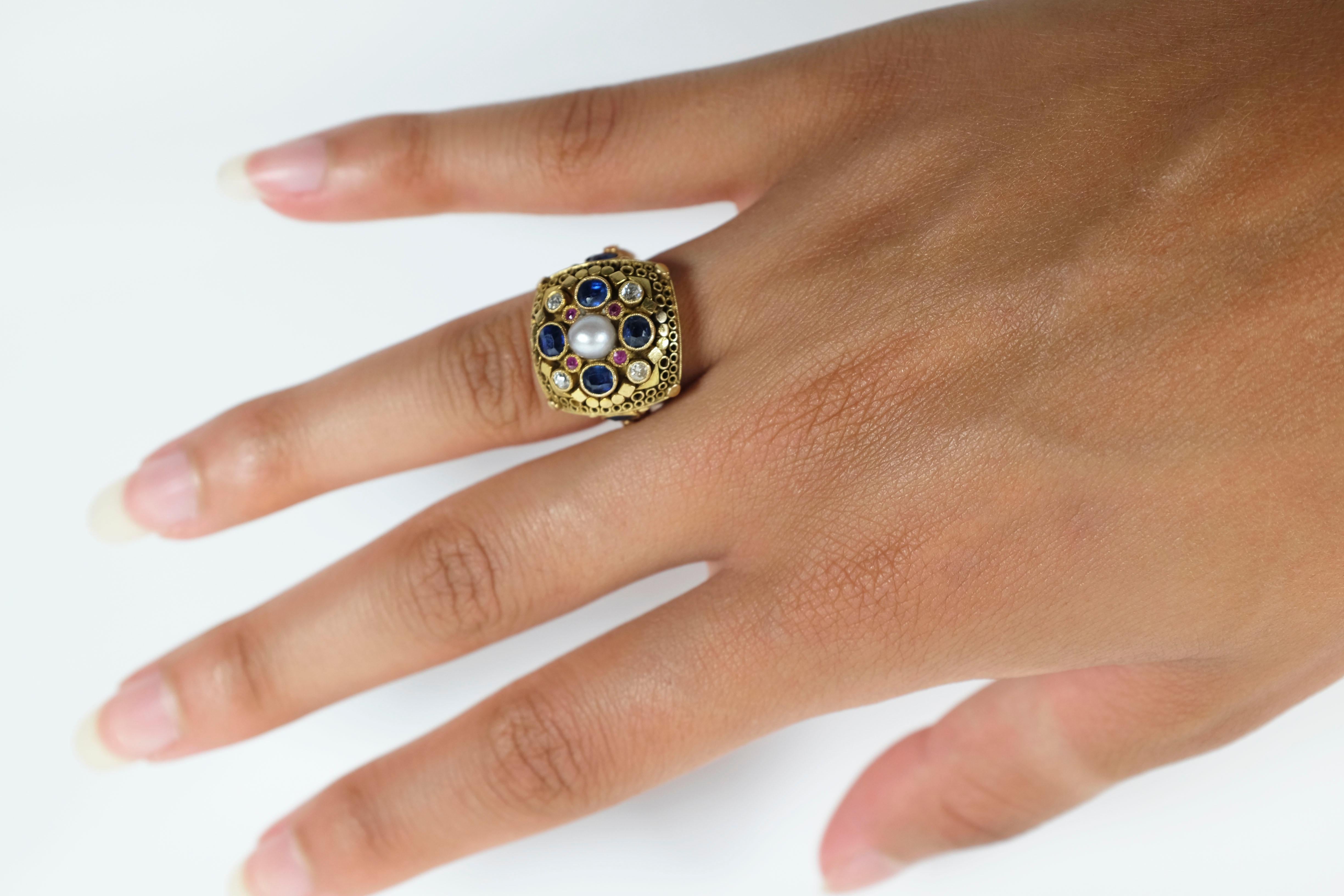 Pearl Surrounded by Sapphires and Diamonds, Ring by Elmar Seidler In Good Condition For Sale In Miami Beach, FL
