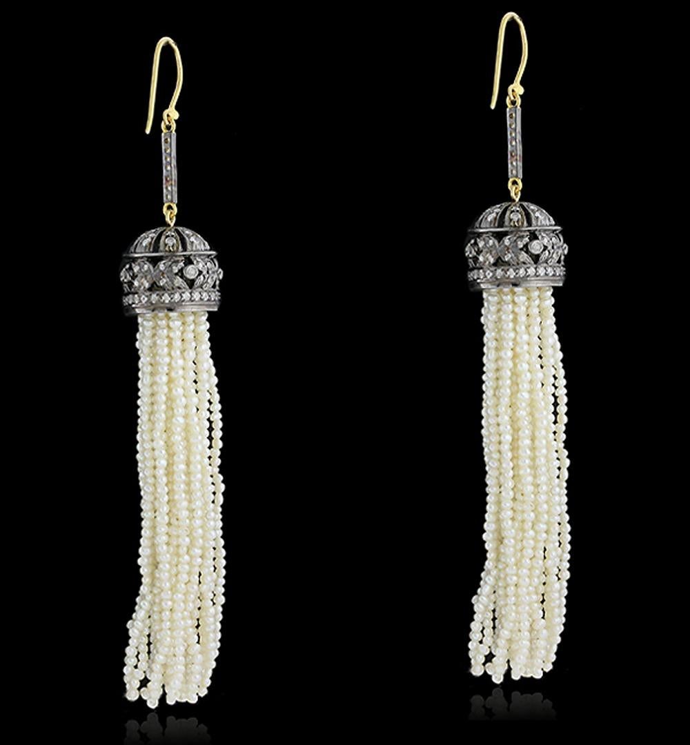 Pearl Tassel Earrings Accented With Diamonds Made In 18k White Gold & Silver In New Condition For Sale In New York, NY