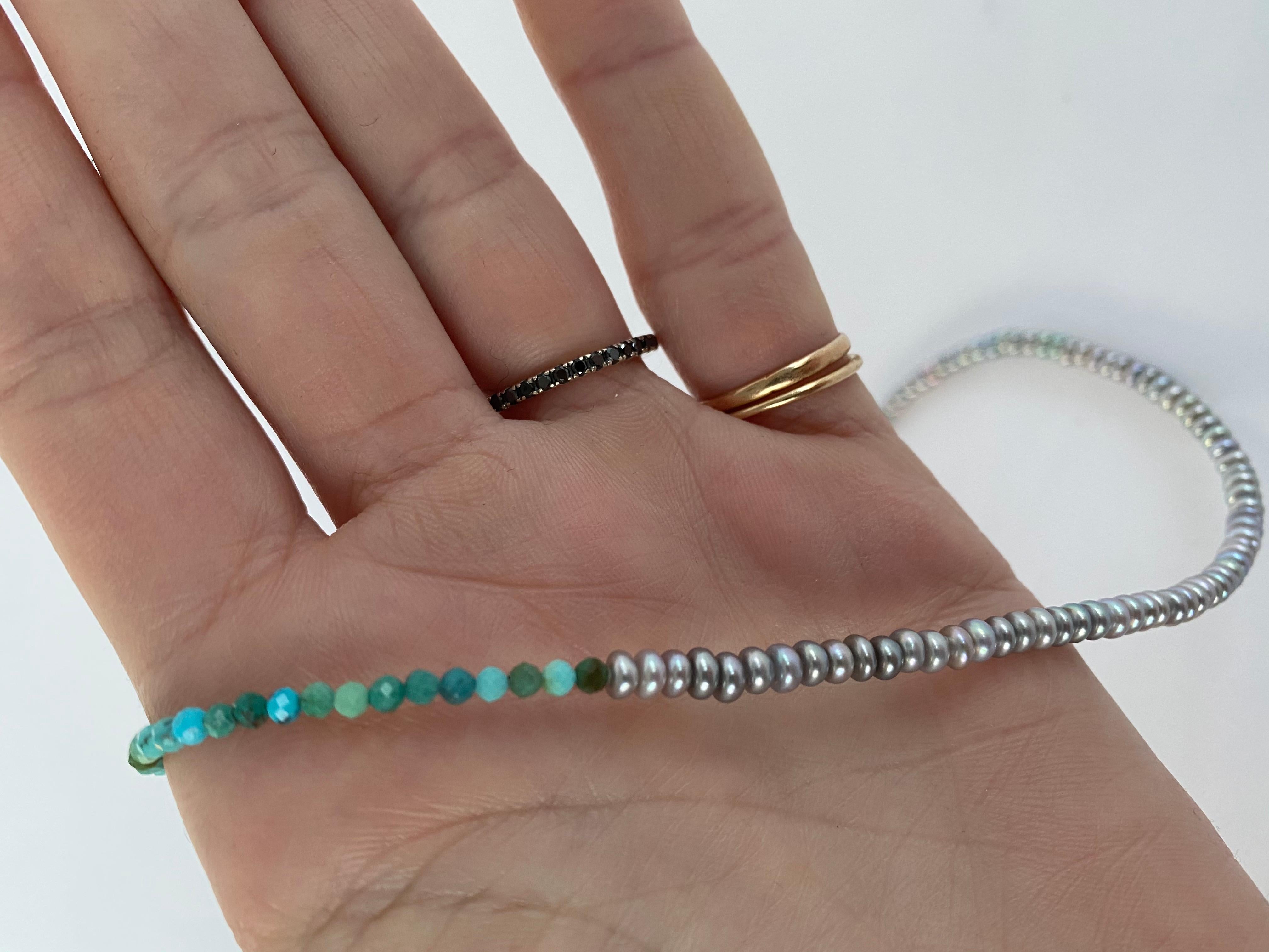 Taglio rotondo Perla turchese  Collana girocollo con perline  Catena J DAUPHIN riempita d'oro in vendita