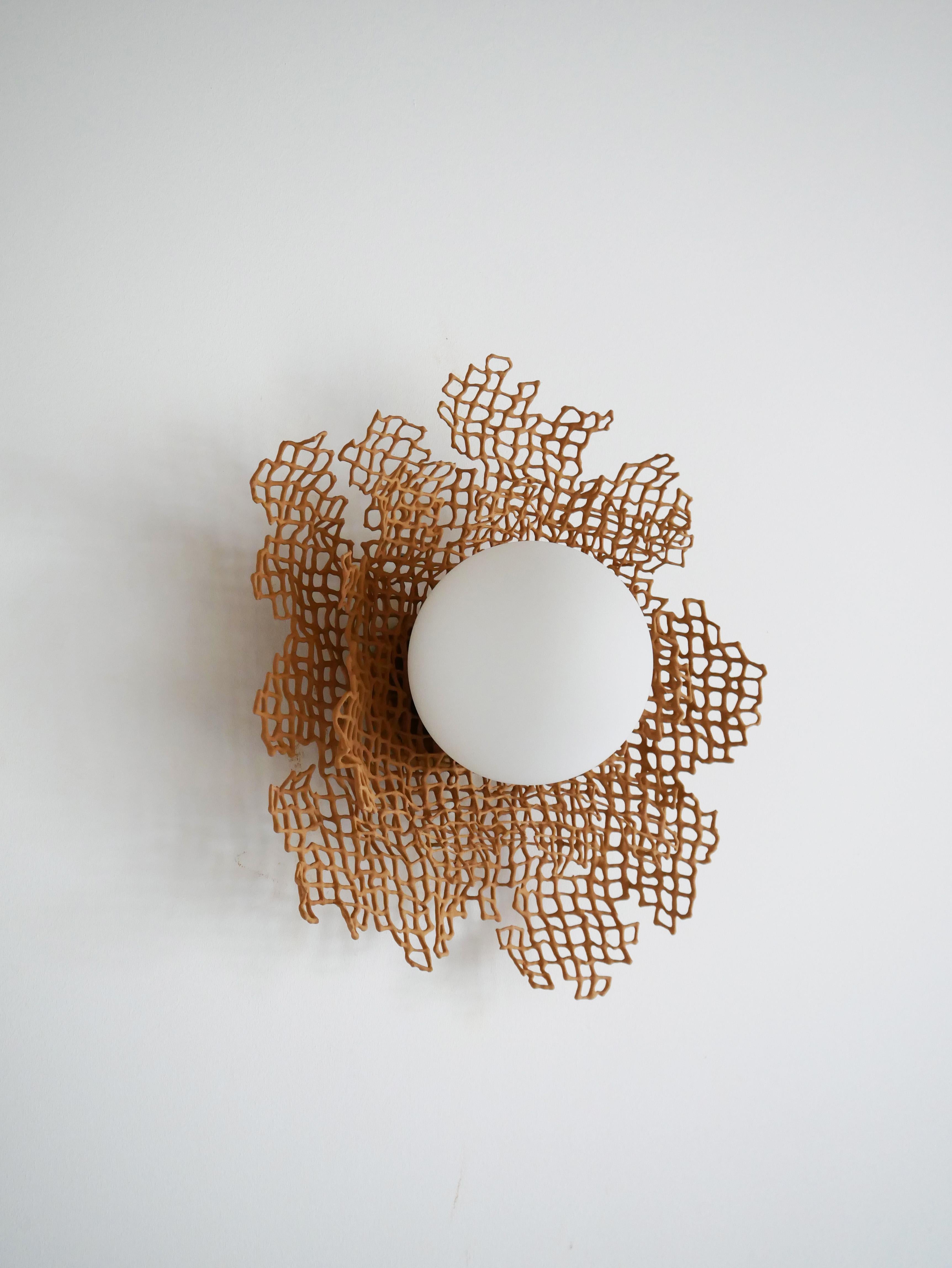 Lámpara de pared Pearl de Dzovag Kotchian Siglo XXI y contemporáneo en venta