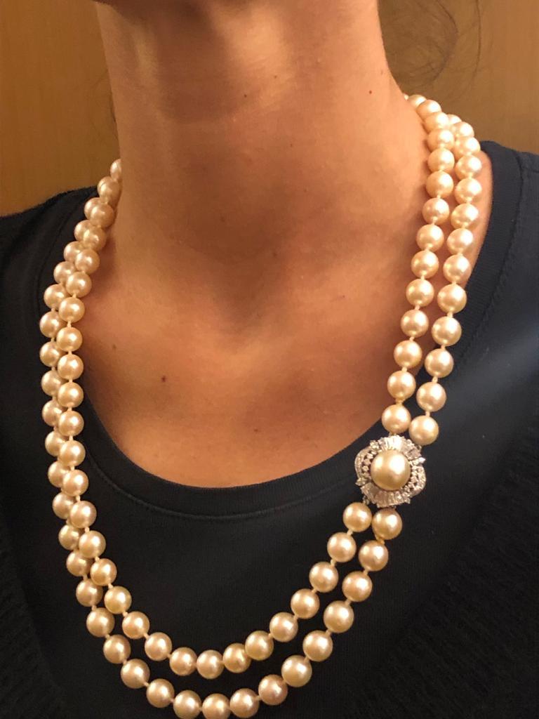 Pearl White Gold Platinum and Diamond Necklace In Good Condition For Sale In Palm Springs, CA