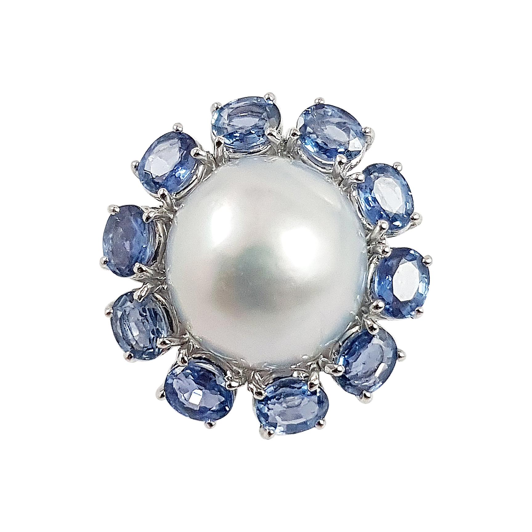 Pearl with Blue Sapphire Ring Set in 18 Karat White Gold Settings For Sale