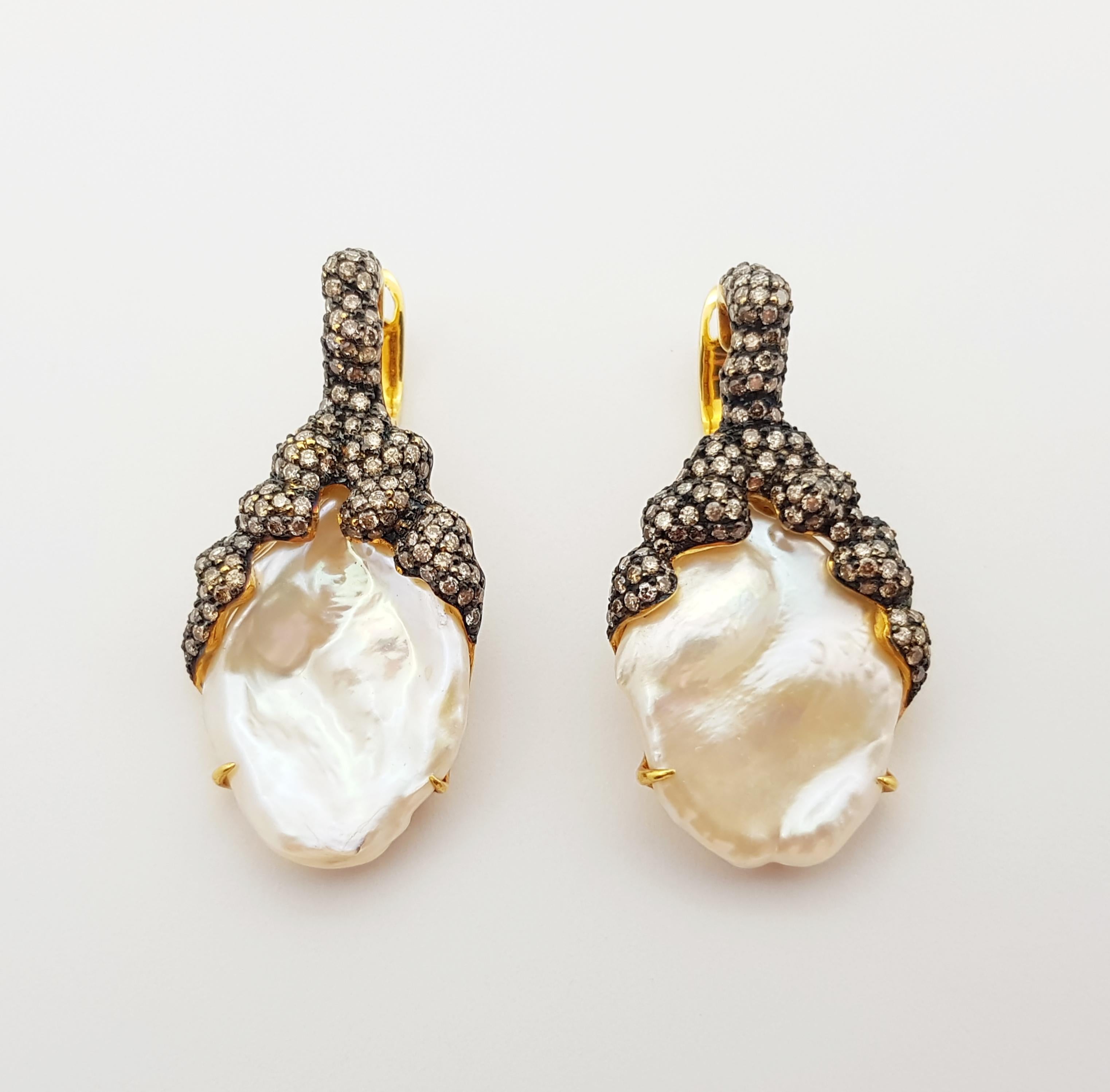 Contemporary Pearl with Brown Diamond Earrings Set in 18 Karat Gold Settings For Sale