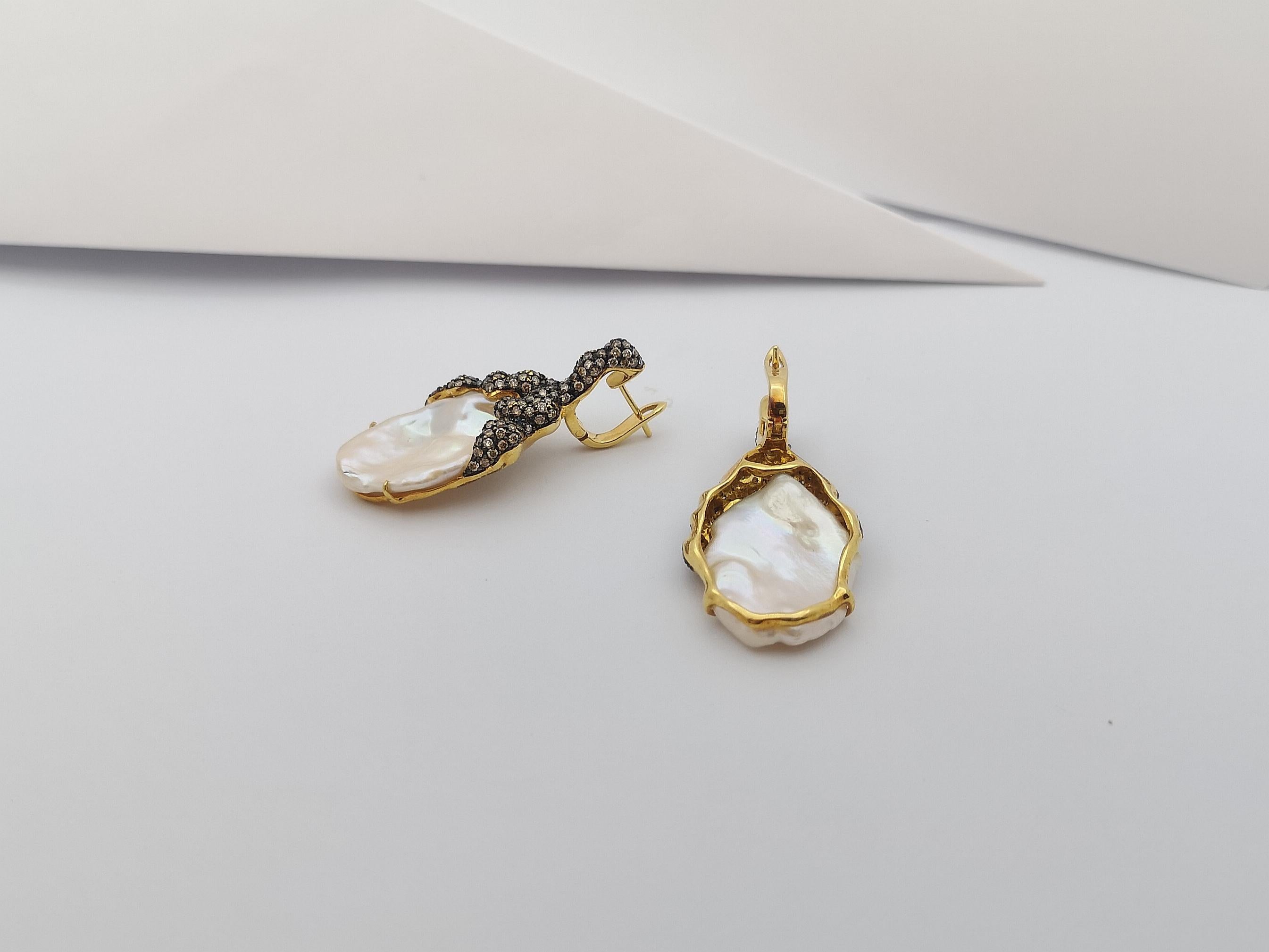 Women's Pearl with Brown Diamond Earrings Set in 18 Karat Gold Settings For Sale