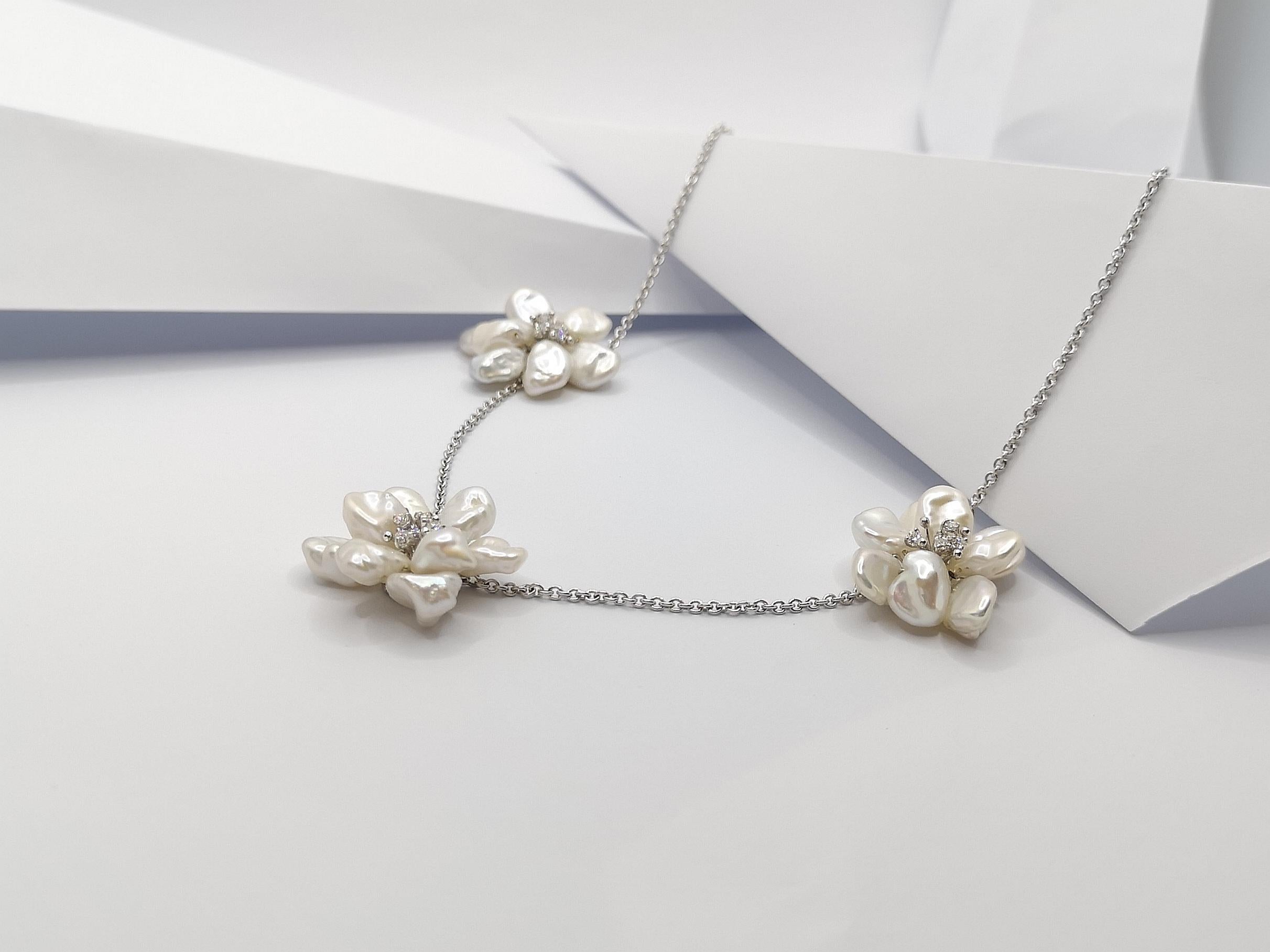 Pearl with Diamond Flower Necklace Set in 18 Karat White Gold Settings For Sale 3
