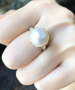 Pearl with Diamond Ring set in 18 Karat Gold Settings