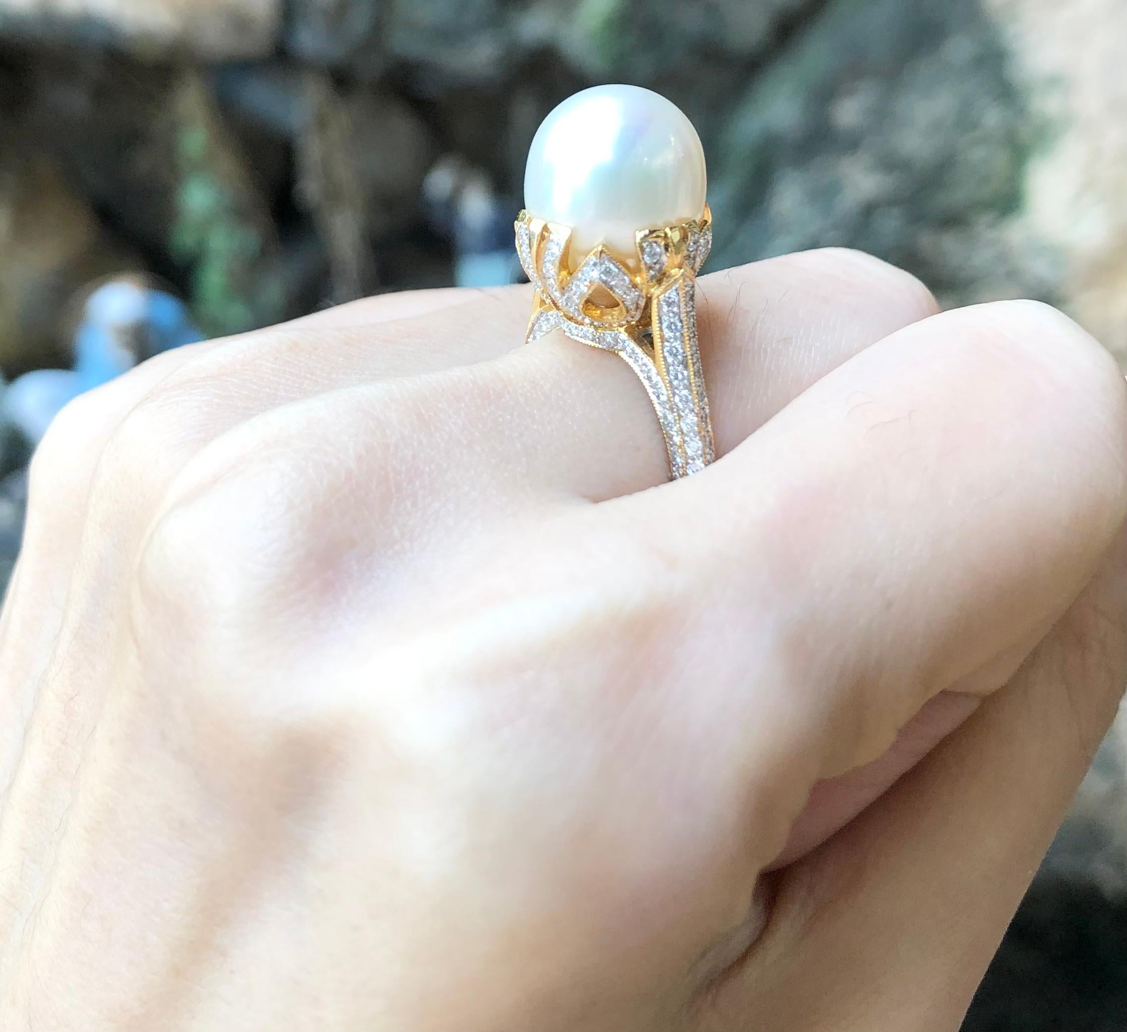 Pearl with Diamond Ring set in 18 Karat Gold Settings For Sale 1