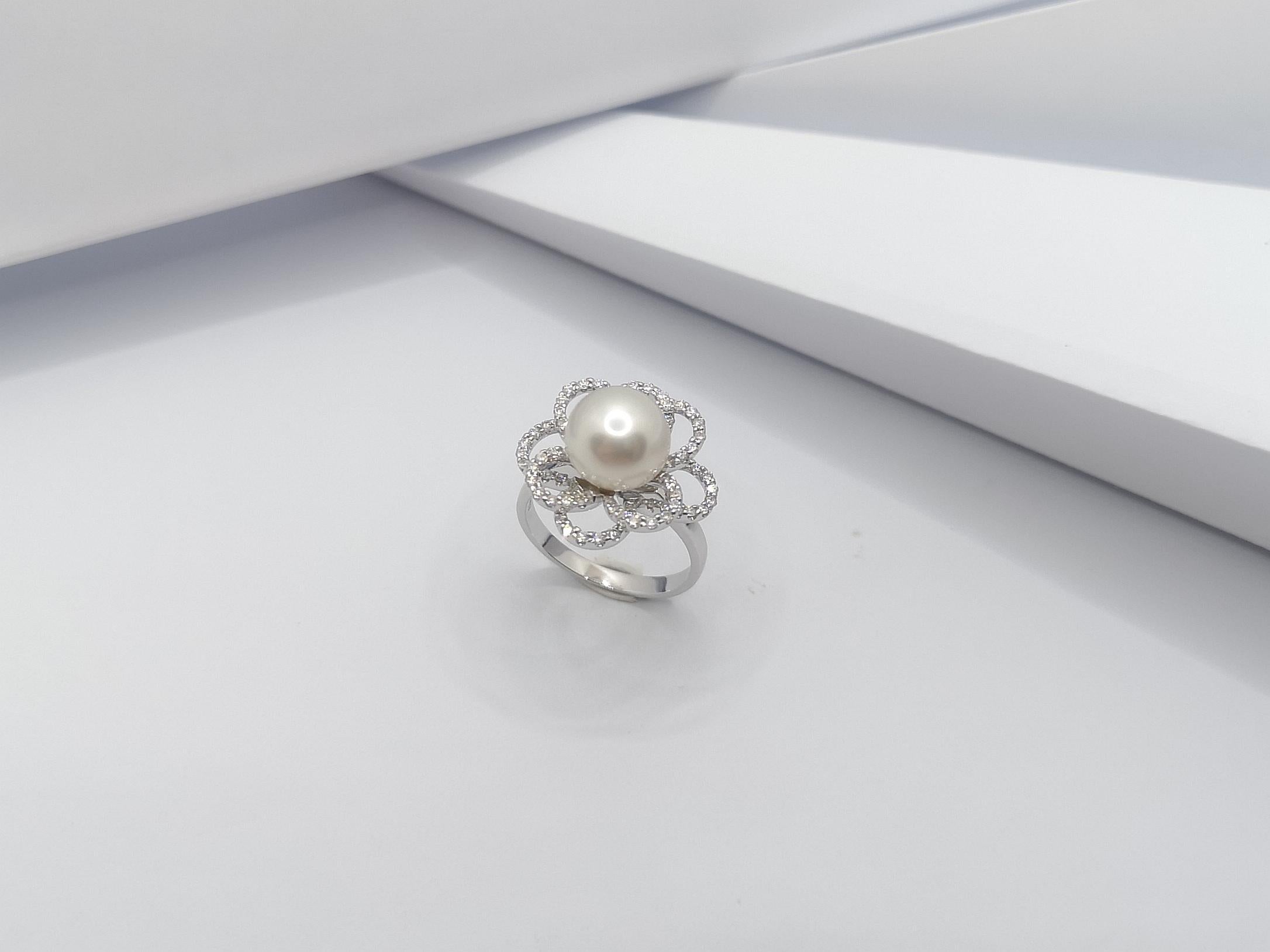 Pearl with Diamond Ring Set in 18 Karat White Gold Settings For Sale 2