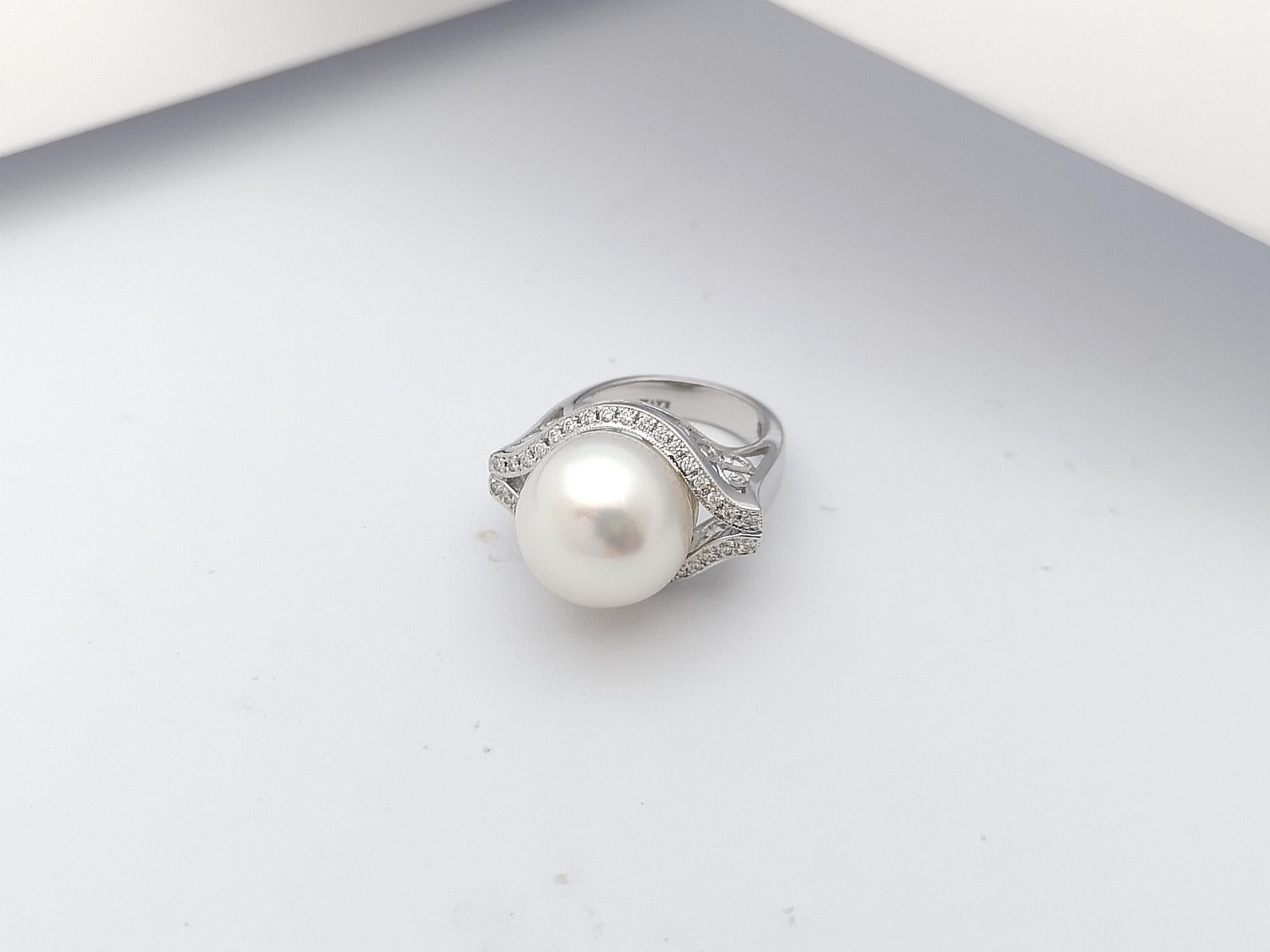 Perle mit Diamantring in 18 Karat Weißgold gefasst im Angebot 5