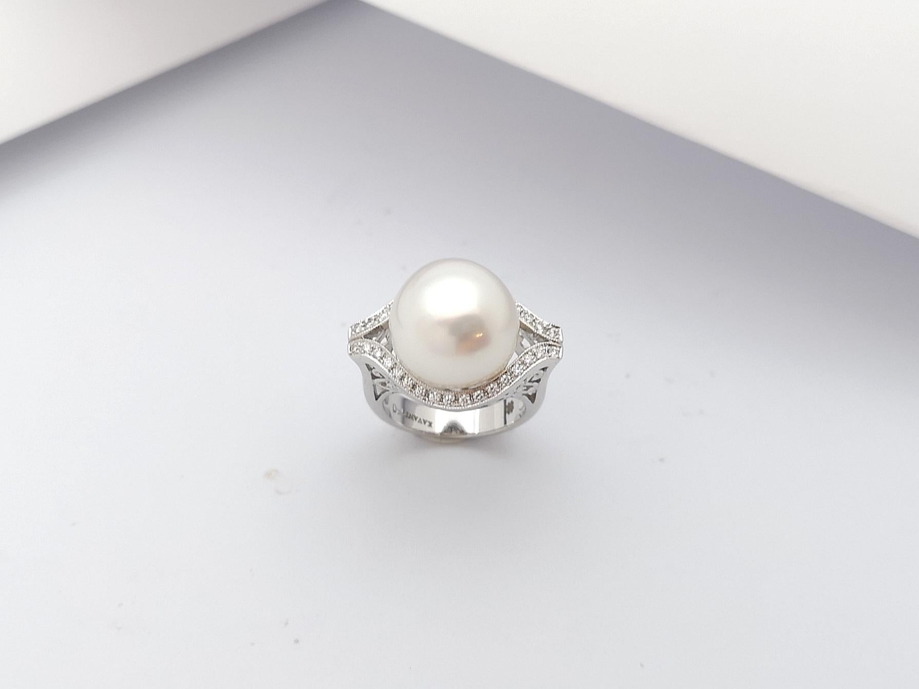 Perle mit Diamantring in 18 Karat Weißgold gefasst im Angebot 9