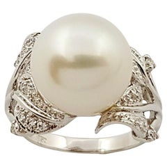  Perle mit Diamant  Ring aus 18 Karat Weißgold in Fassungen gefasst