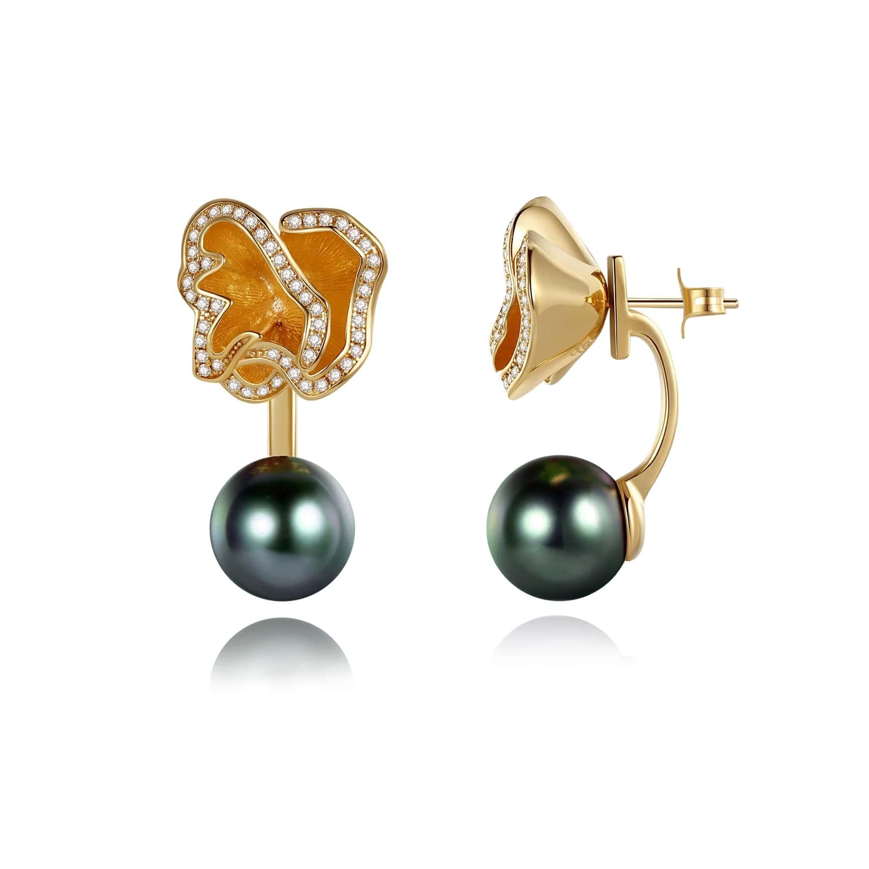 Quintessence Pearl with Flower Basket Earrings, Green In New Condition For Sale In London, GB