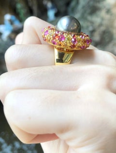 Pearl with Rainbow Color Sapphire Ring Set in 18 Karat Gold Settings