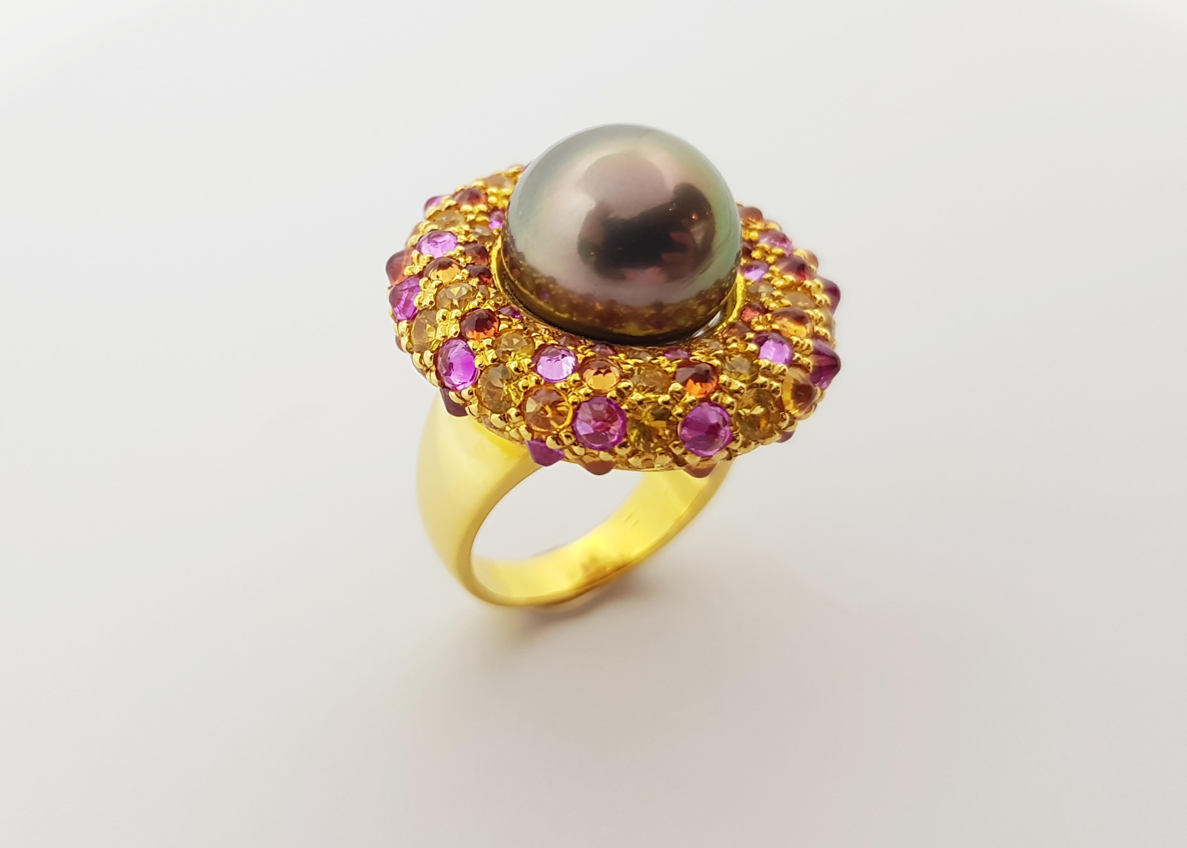 Pearl with Rainbow Color Sapphire Ring Set in 18 Karat Gold Settings For Sale 1