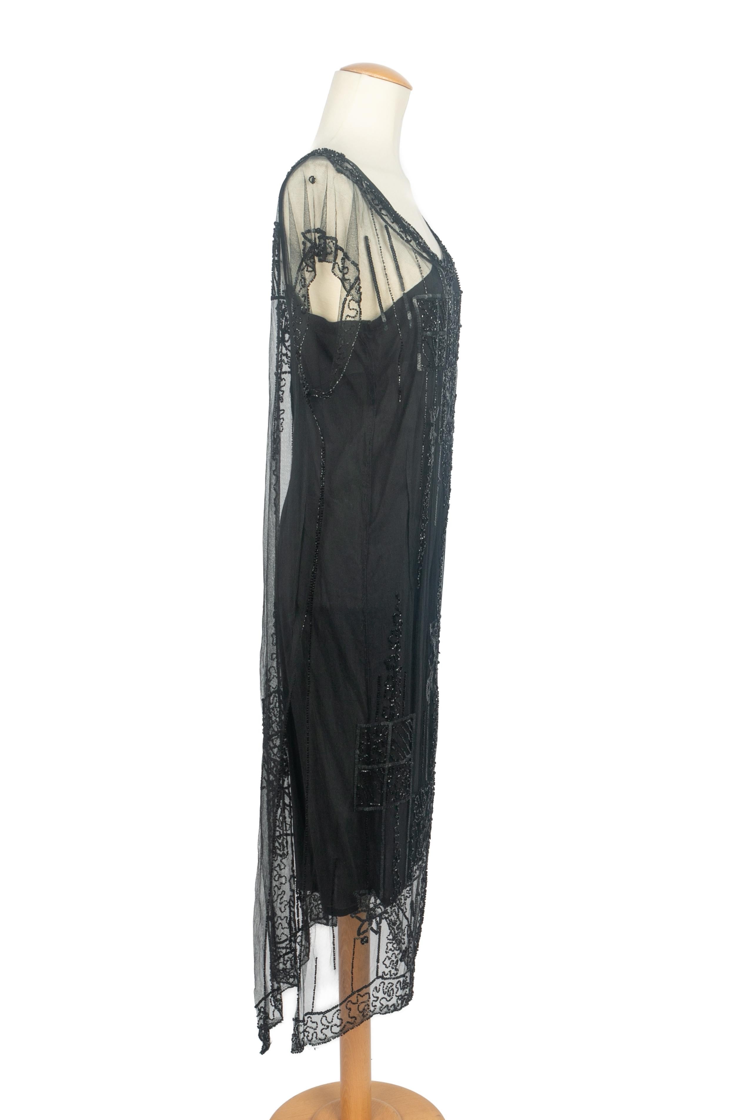 Perlenkleid 1920er Jahre im Angebot 1