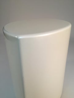 White Lacquer Pearlescent Gloss Side Table or Seat