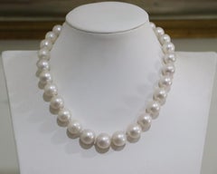 Pearls 18 Karat White Gold Strand Rope Necklace