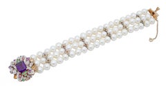 Bracciale di perle, ametiste, diamanti, topazi, tormalina, pietre verdi.