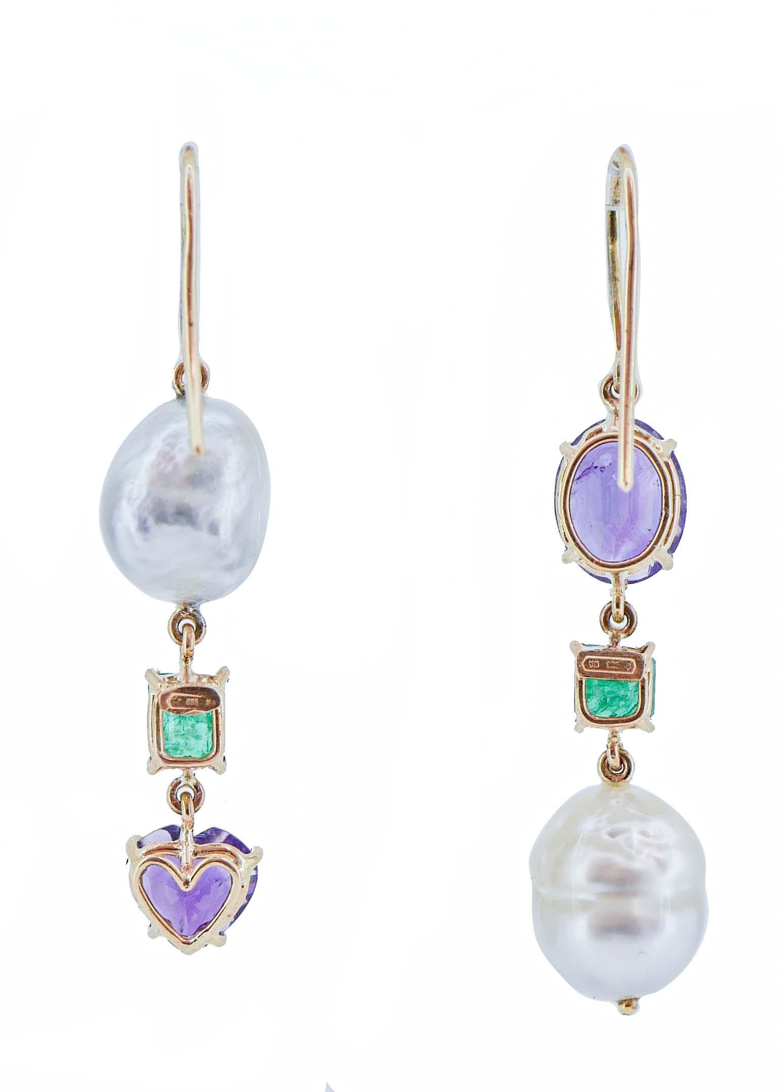 Pendientes colgantes de perlas, amatistas, esmeraldas y oro rosa de 14 quilates. Retro en venta