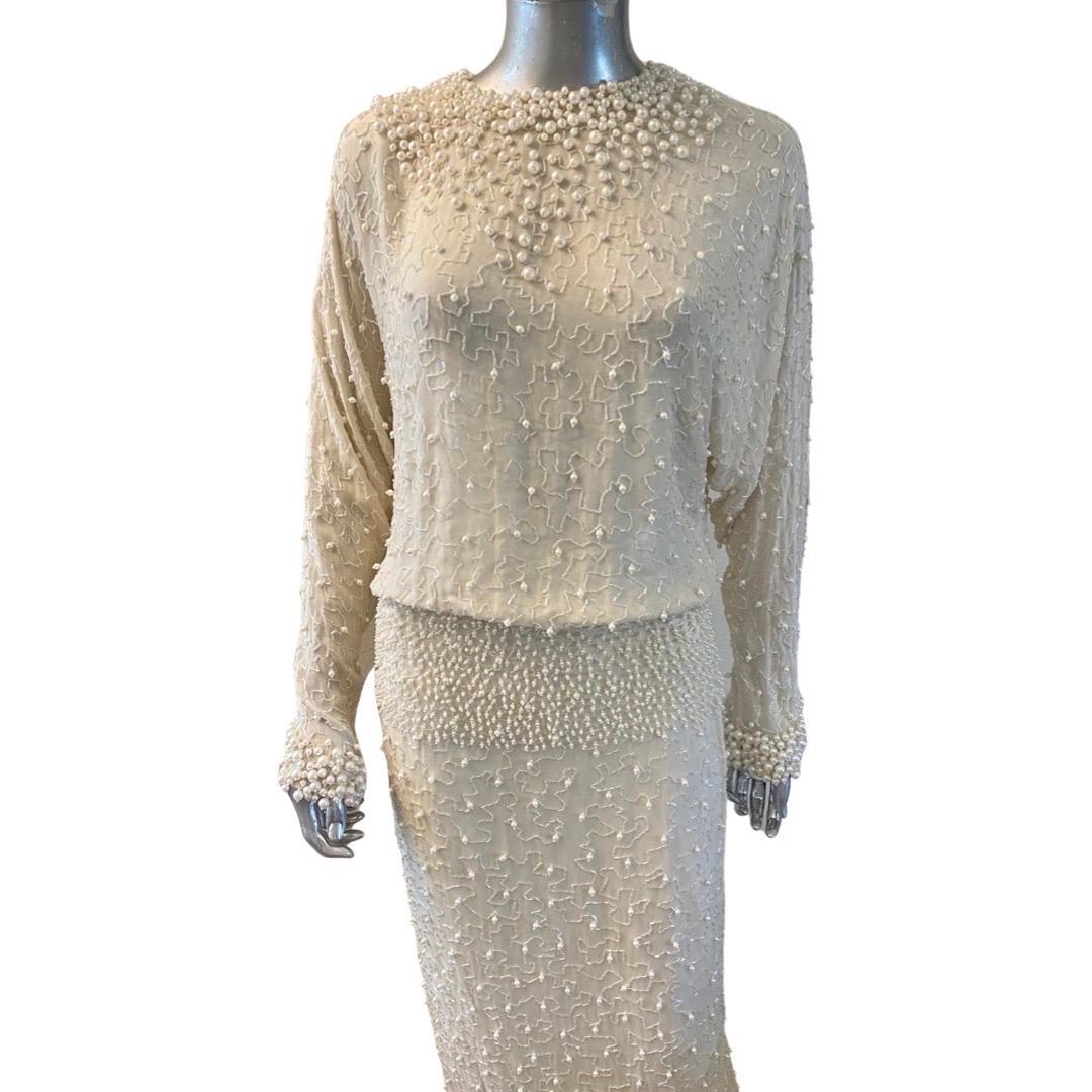 Pearls and Bugle Beads Embellished Crème Silk Gown by Pavé Beverly Hills Size 8 For Sale 3