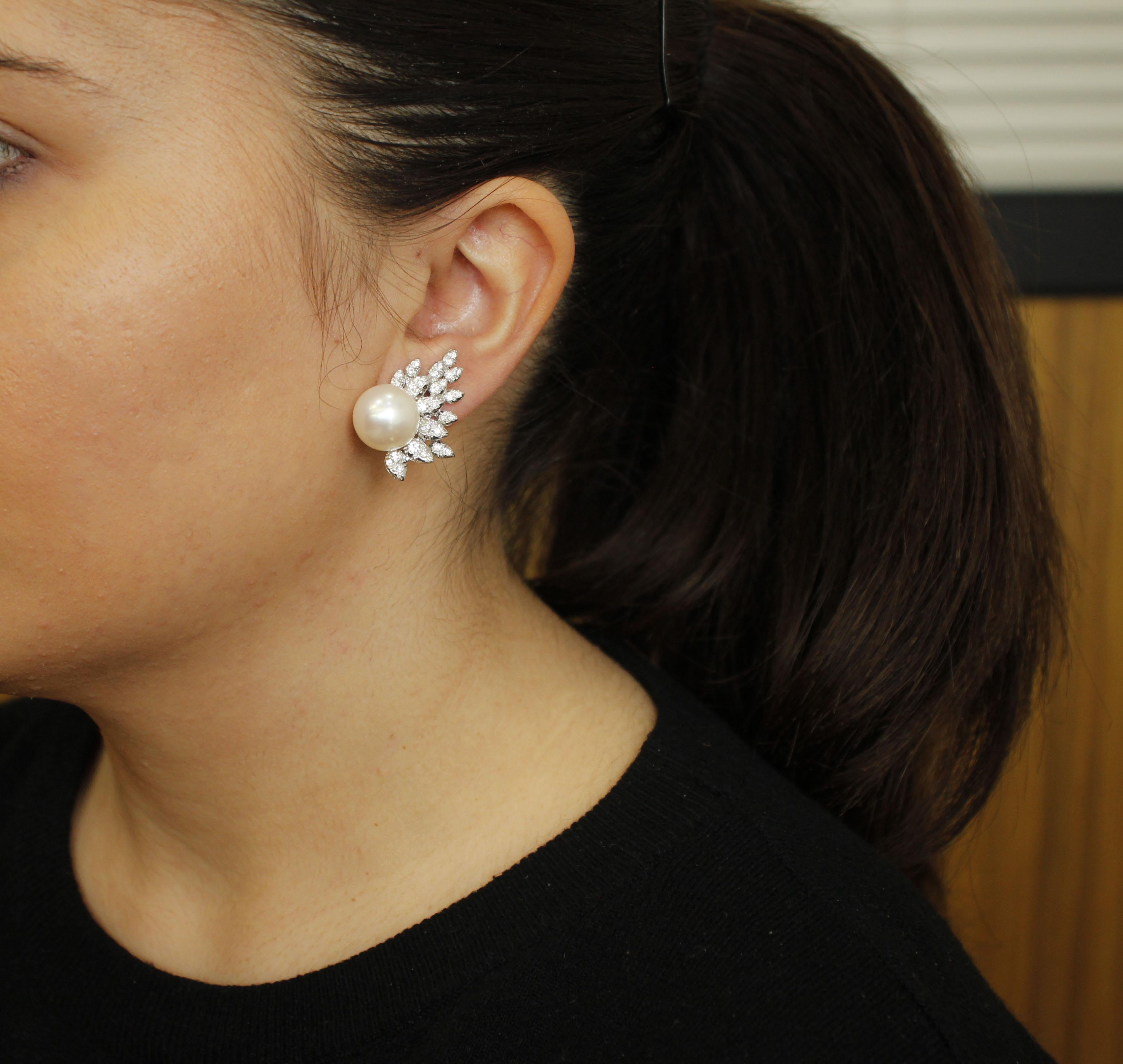Pearls and Diamonds Leaves White Gold Earrings 4