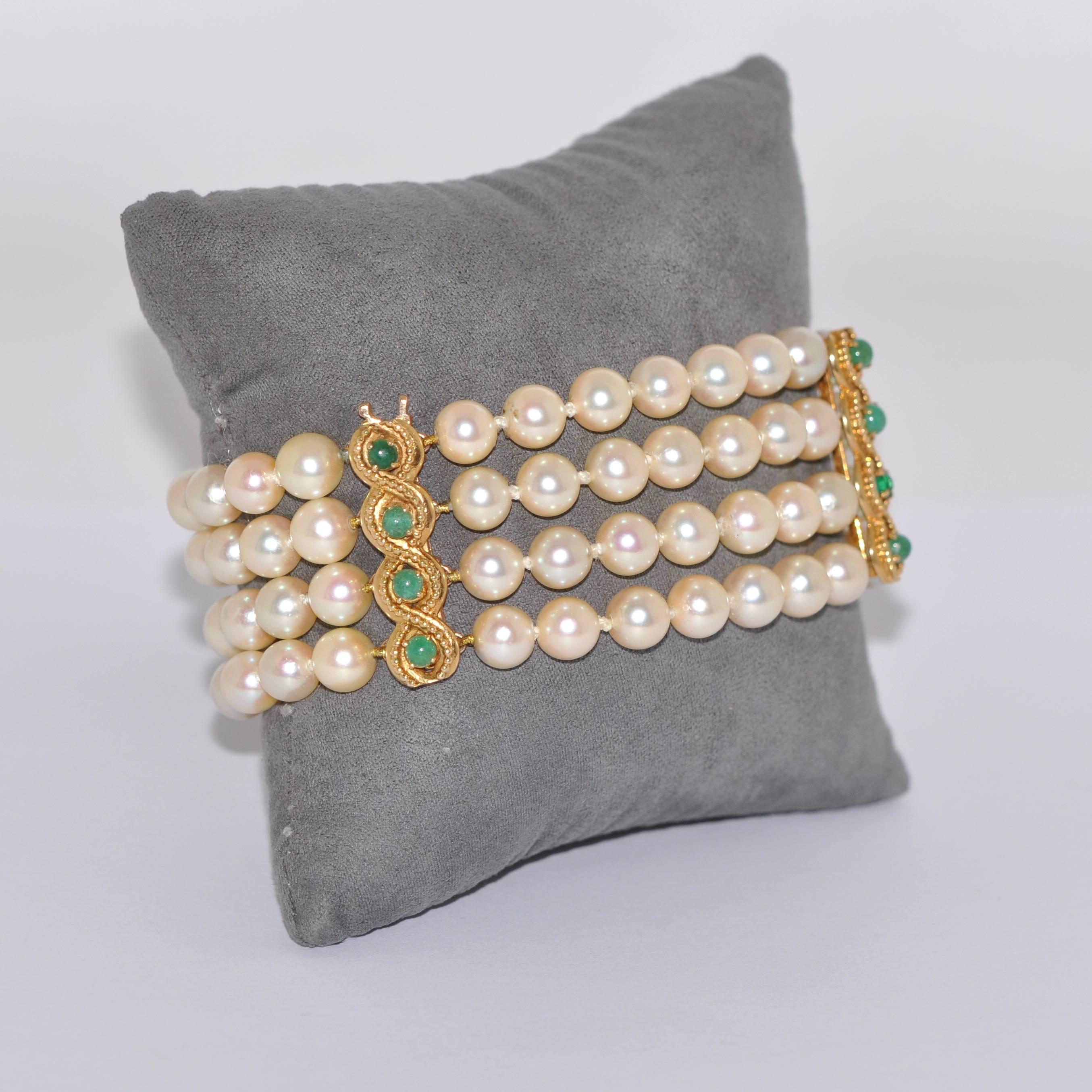 Women's Pearls and Emeralds Yellow Gold Beaded Bracelet