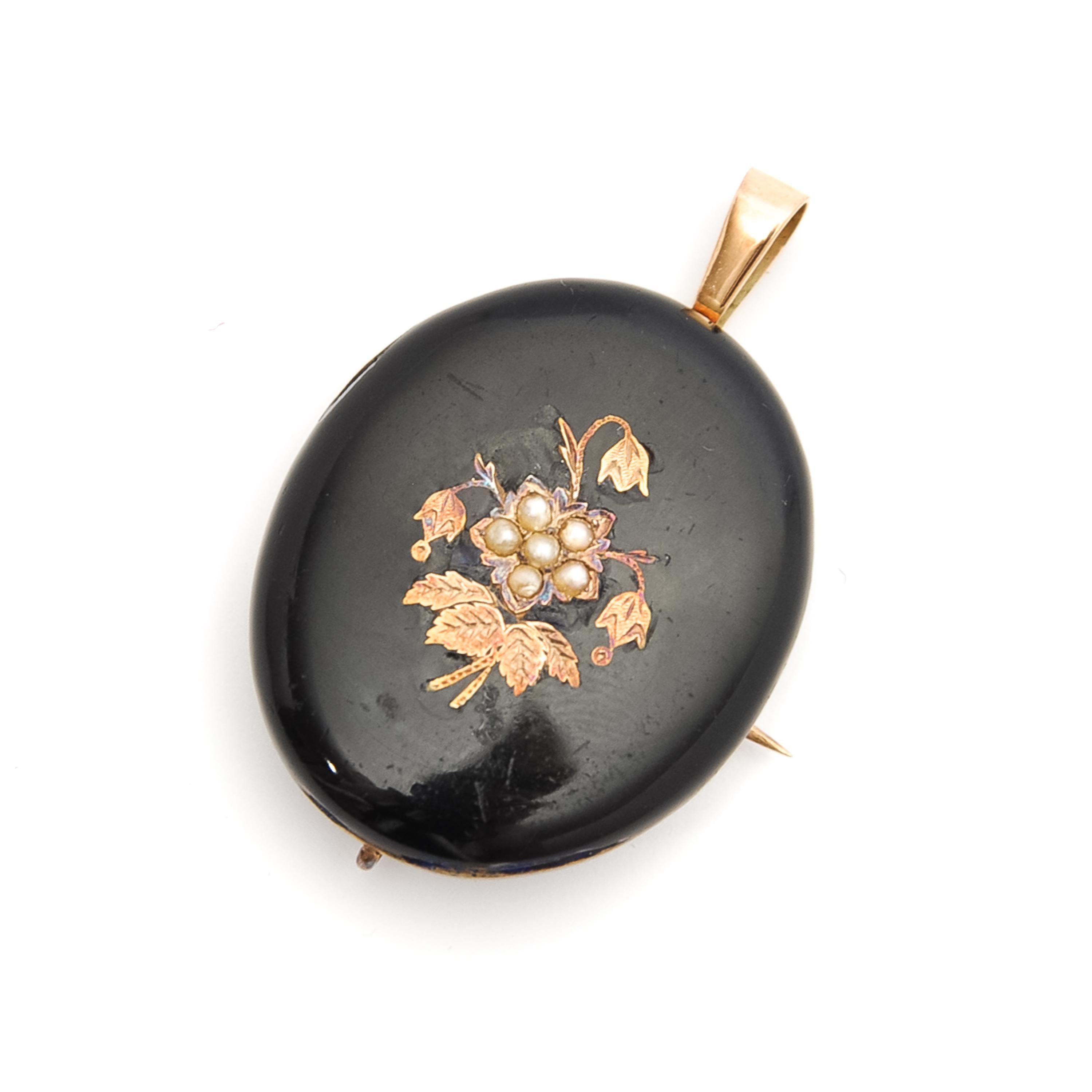 Oval Cut Antique Black Onyx Seed Pearl Gold Brooch Pendant For Sale