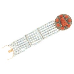 Manschettenarmband aus 14 Karat Gelbgold mit Perlen, Korallen und Diamanten