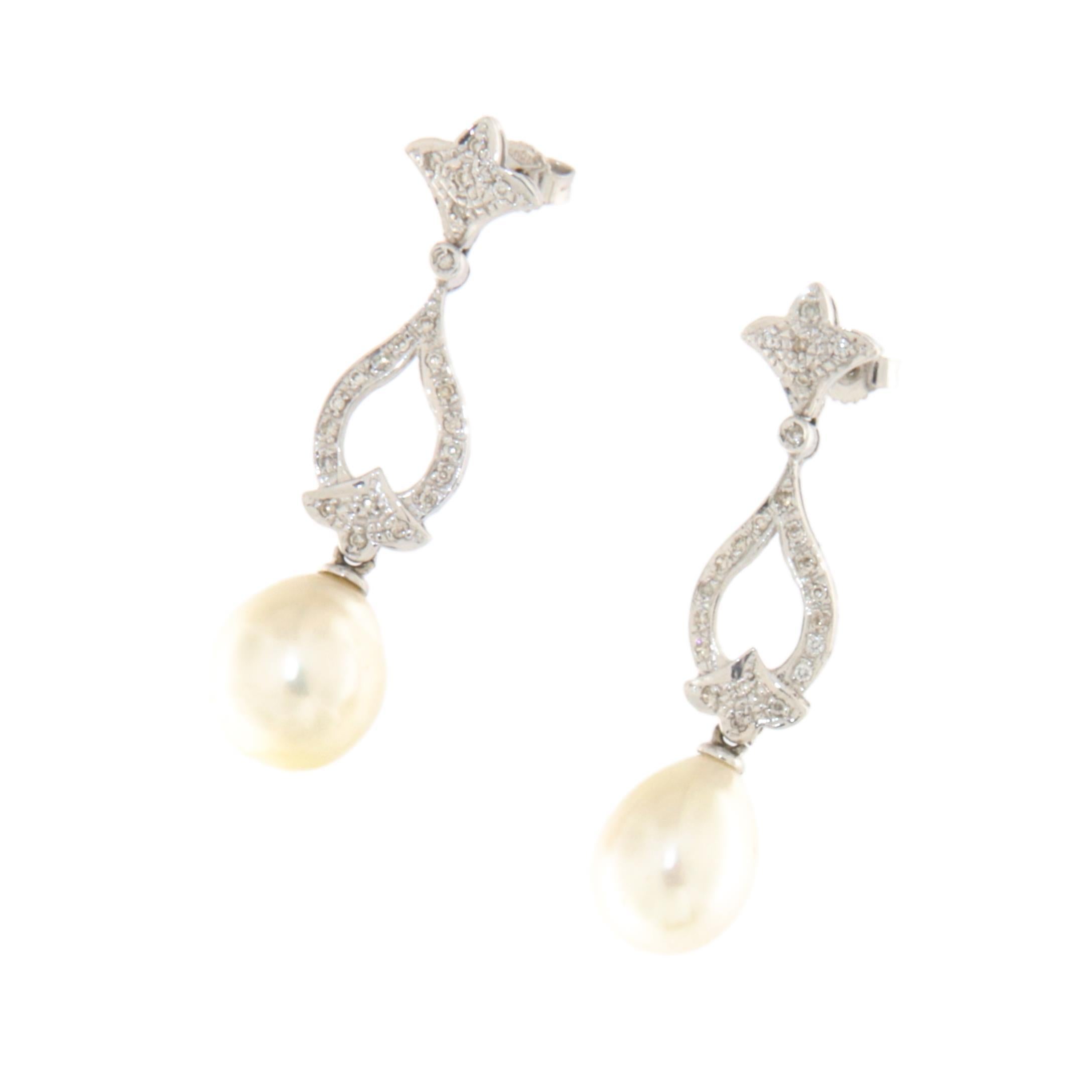 Brilliant Cut Pearls Diamonds 18 Karat White Gold Drop Earrings For Sale