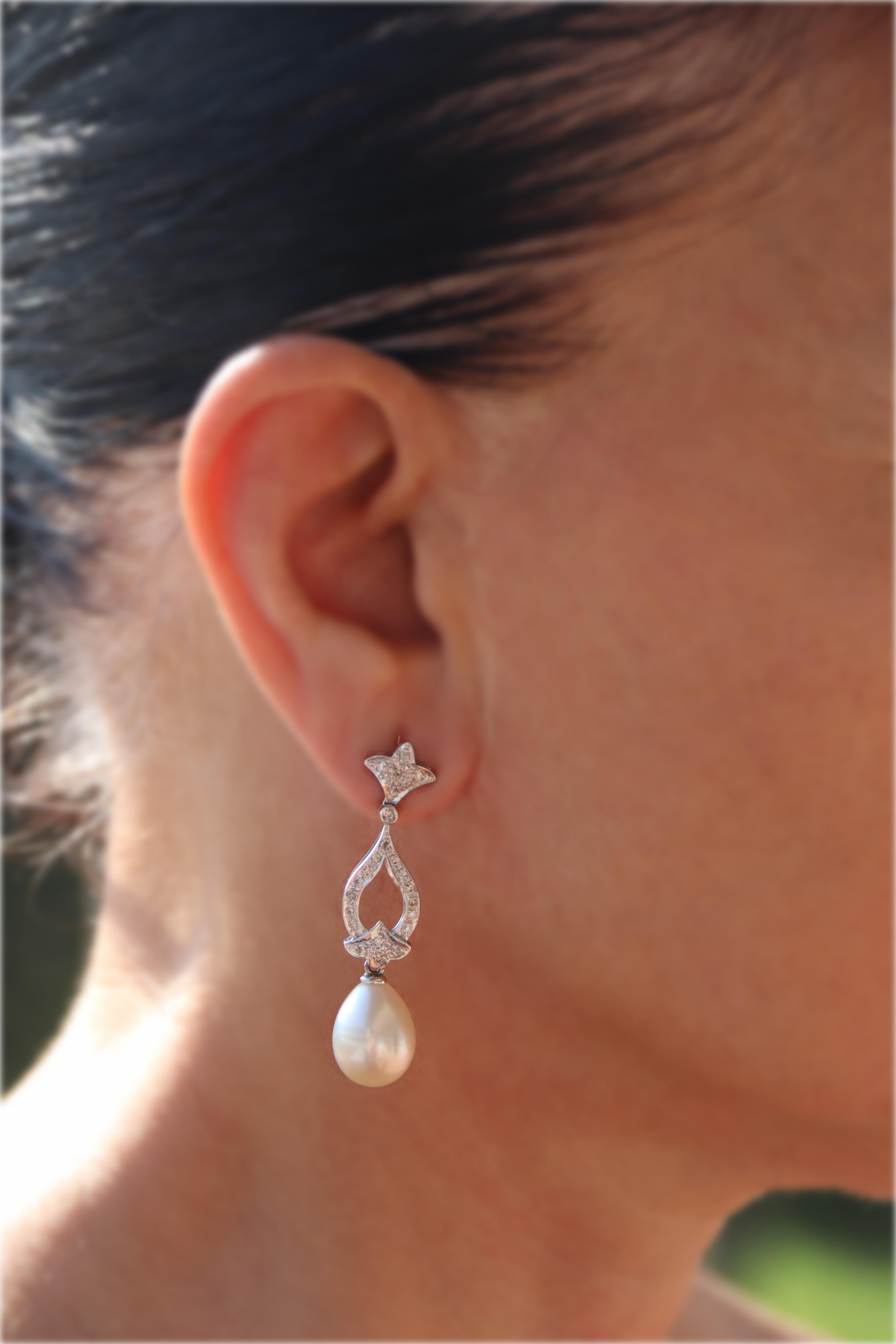 Pearls Diamonds 18 Karat White Gold Drop Earrings For Sale 2