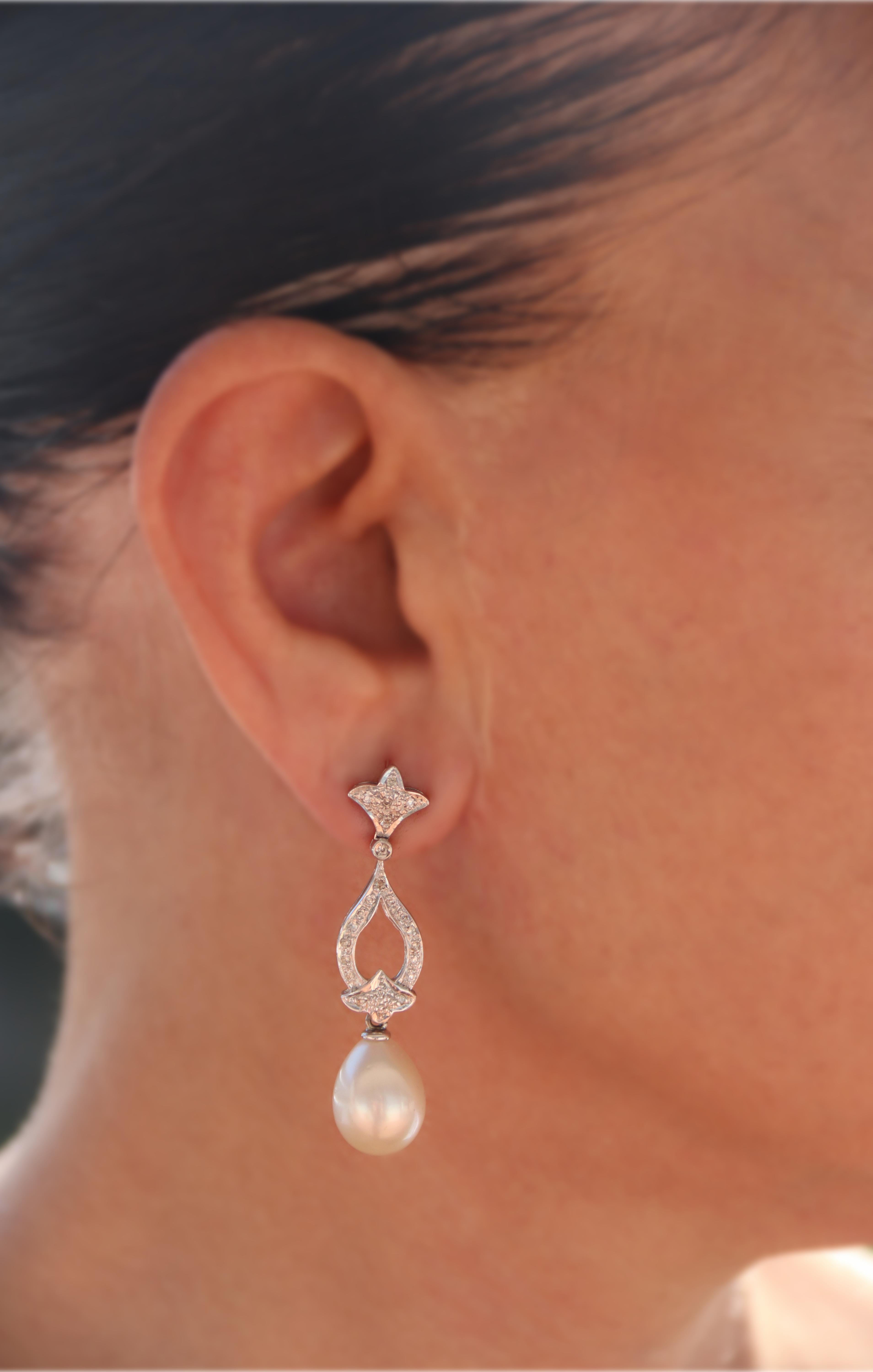 Pearls Diamonds 18 Karat White Gold Drop Earrings For Sale 3